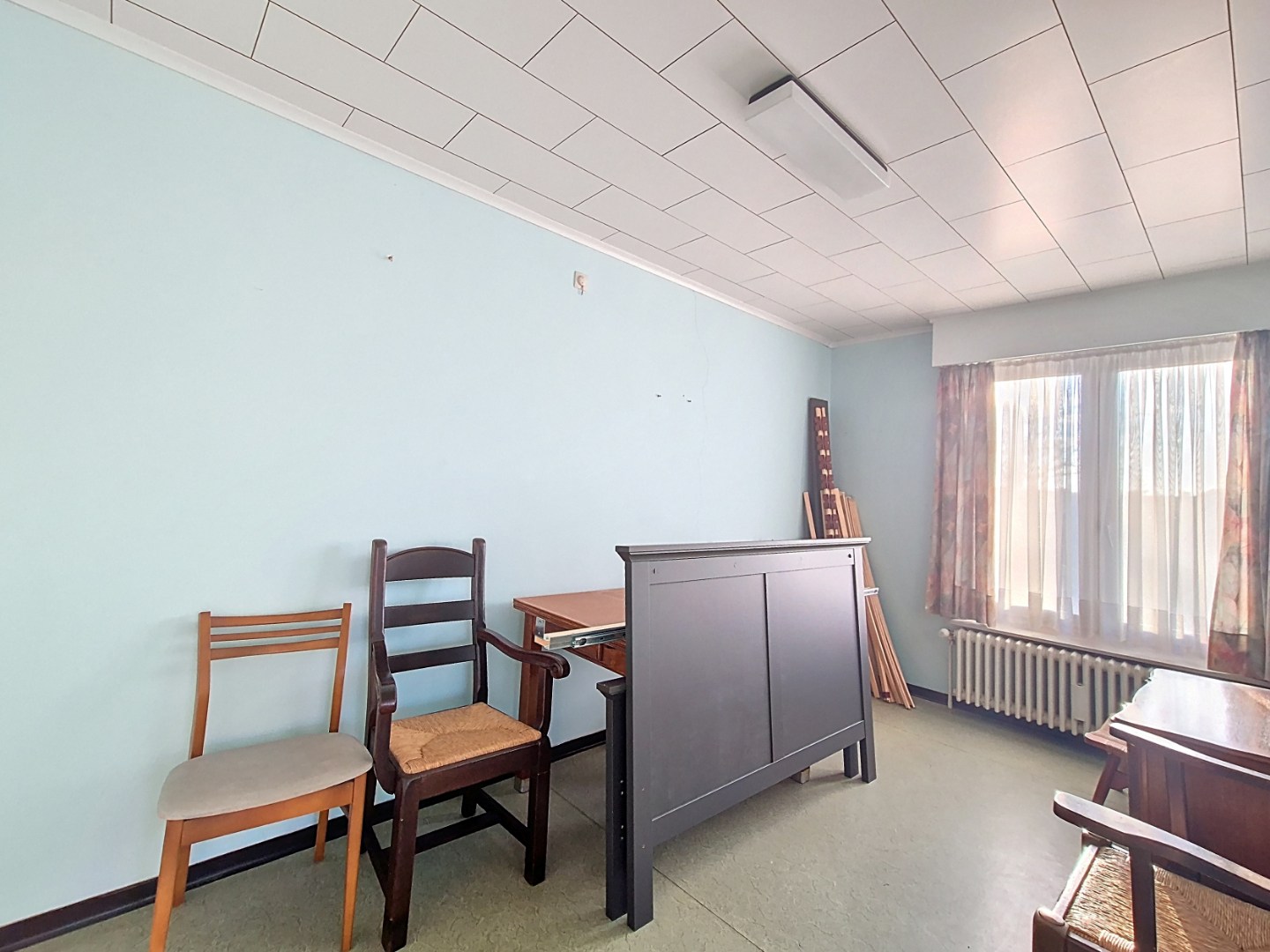 Halfopen woning met 4 slpk 