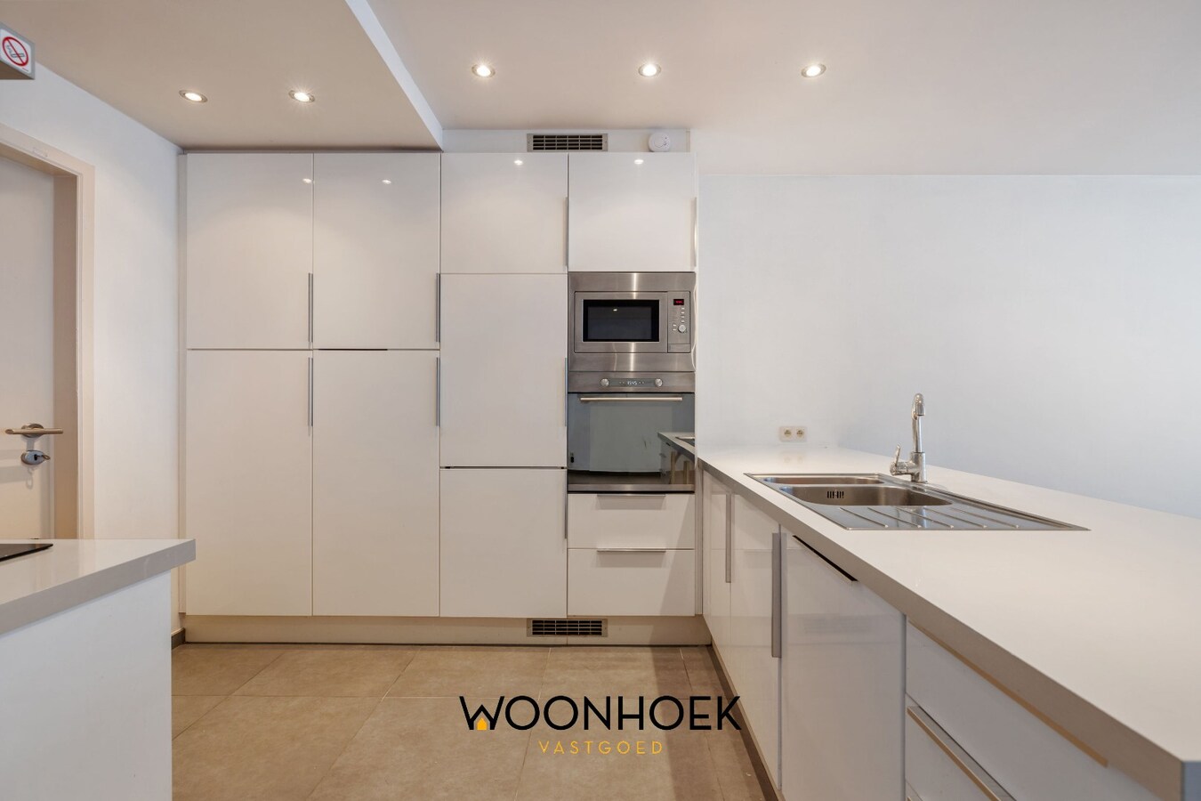 Gelijkvloers wonen met uitzicht op het water 