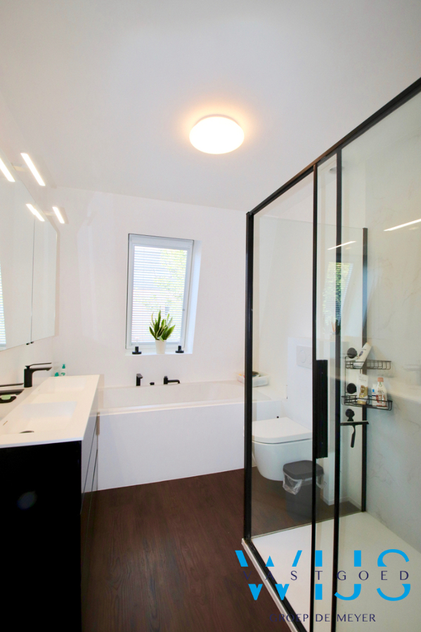 Knap gerenoveerd woonhuis te Waarschoot/Lievegem ! 