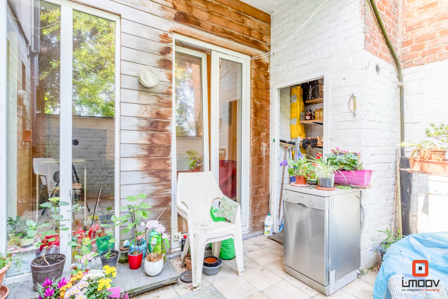 Ruim appartement aan Sint-Pieters station 