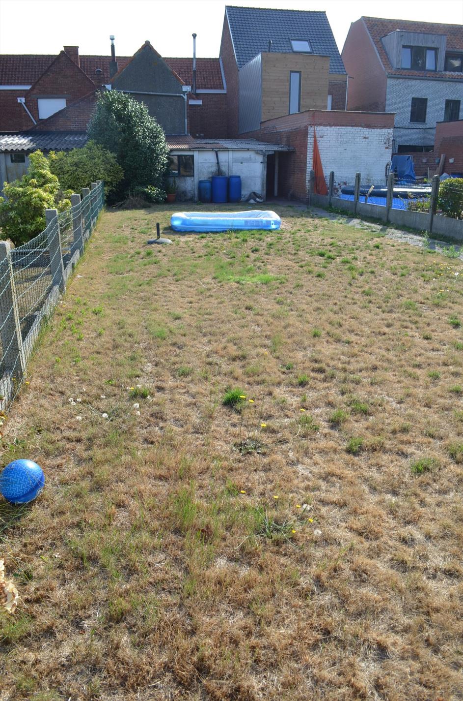 Grondig te renoveren woning op 350m² rustig gelegen nabij centrum Maldegem 