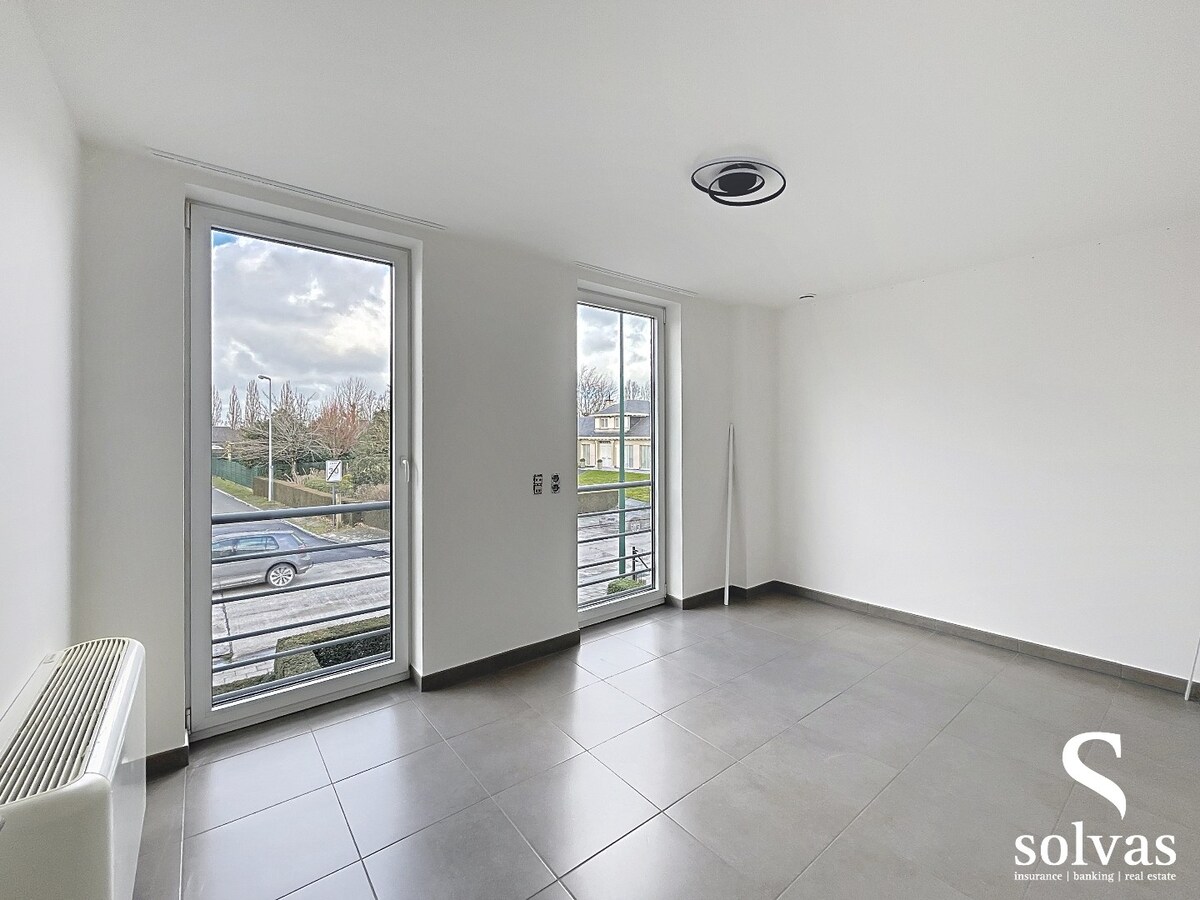 Ruim prachtig appartement met terras, garage en 2 slaapkamers &amp; dressing in Aalter - 125.00m² bewoonbare oppervlakte 
