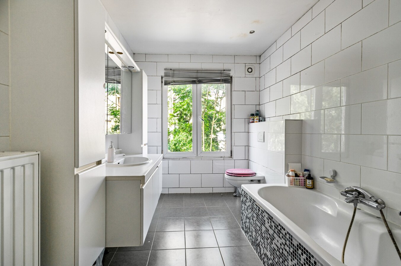 Charmante woning met stadstuin én garage te Zurenborg! 