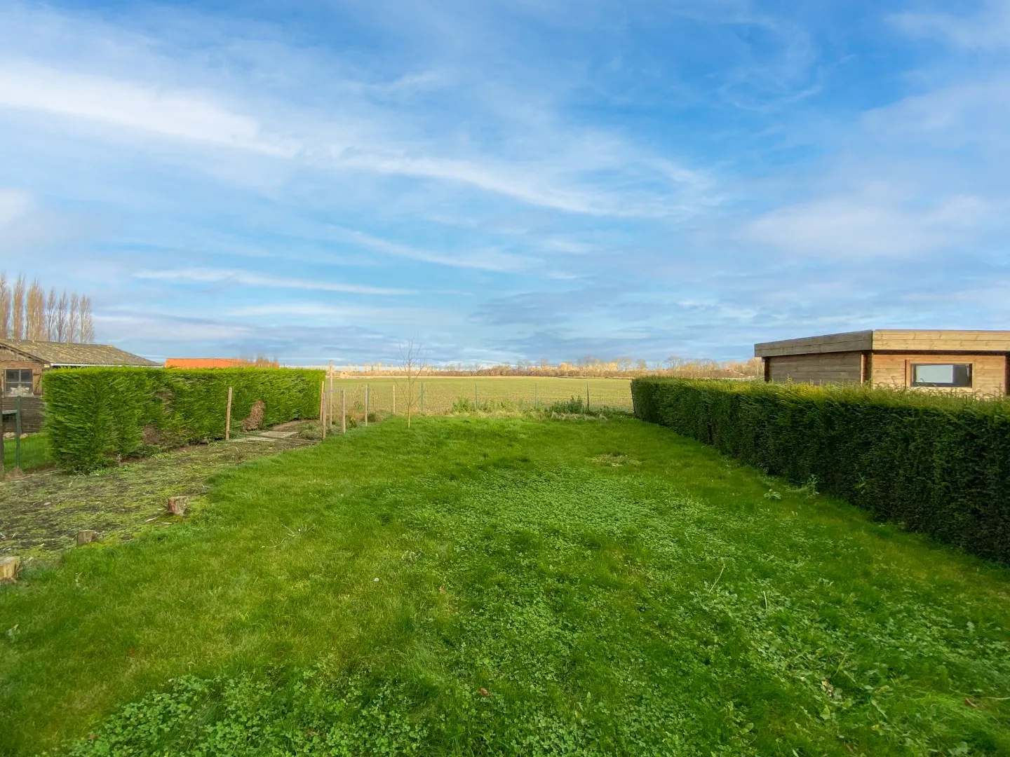 Te renoveren woning met prachtige vergezichten in Boezinge,