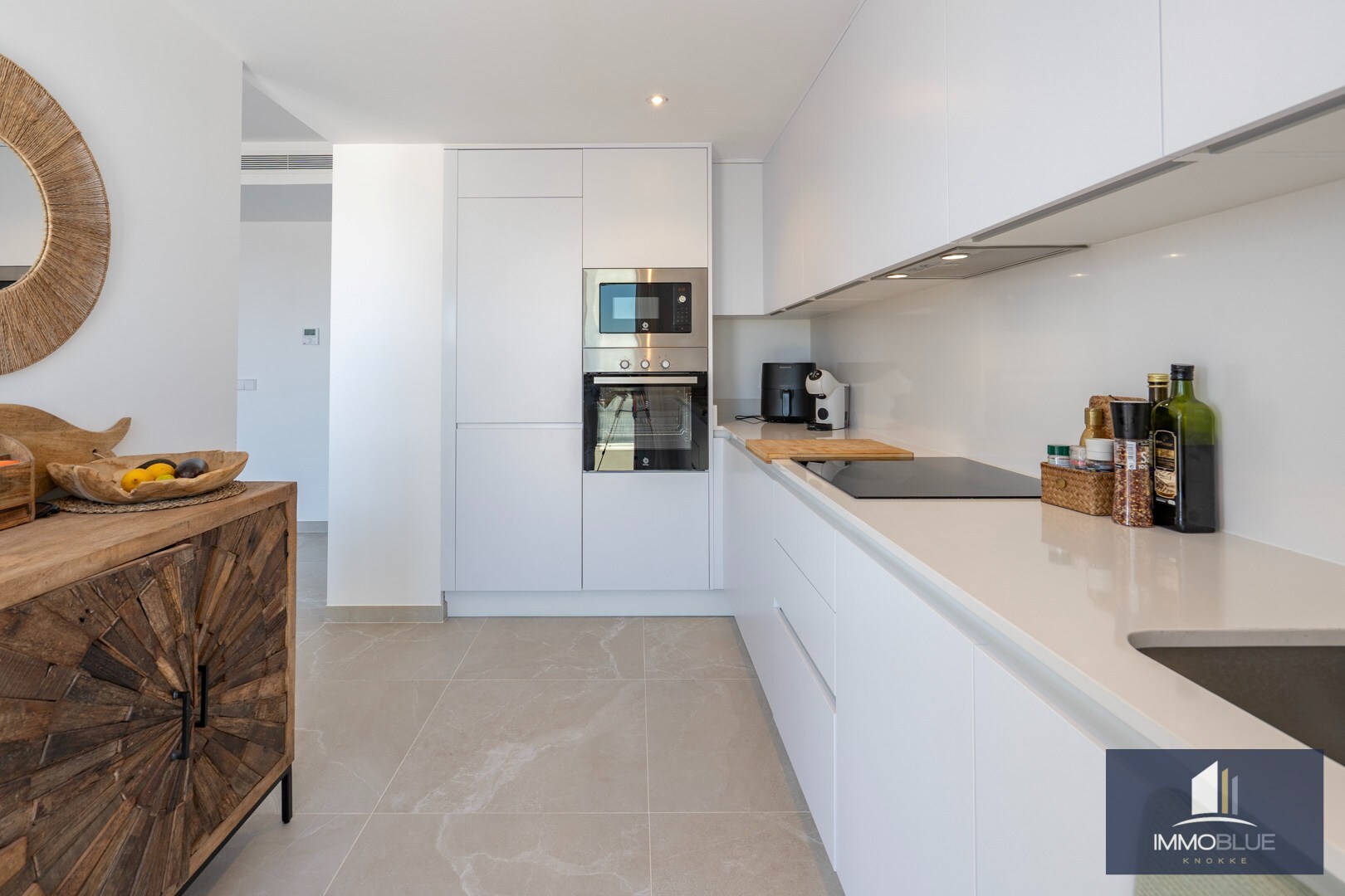 penthouse de luxe avec vue panoramique sur la mer et terrasses très spacieuses 