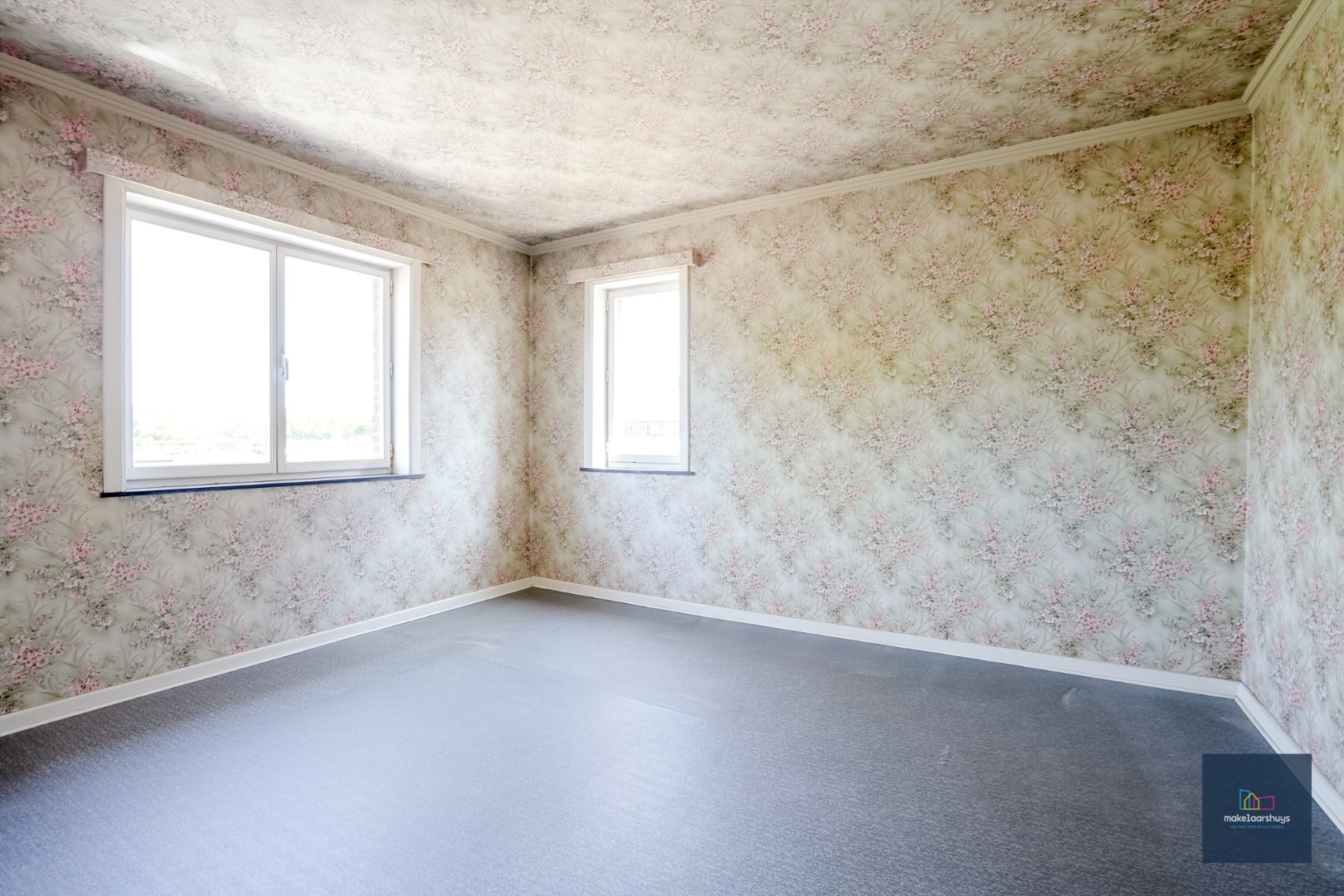 Te renoveren HOB met garage en bijgebouw op een mooi perceel 