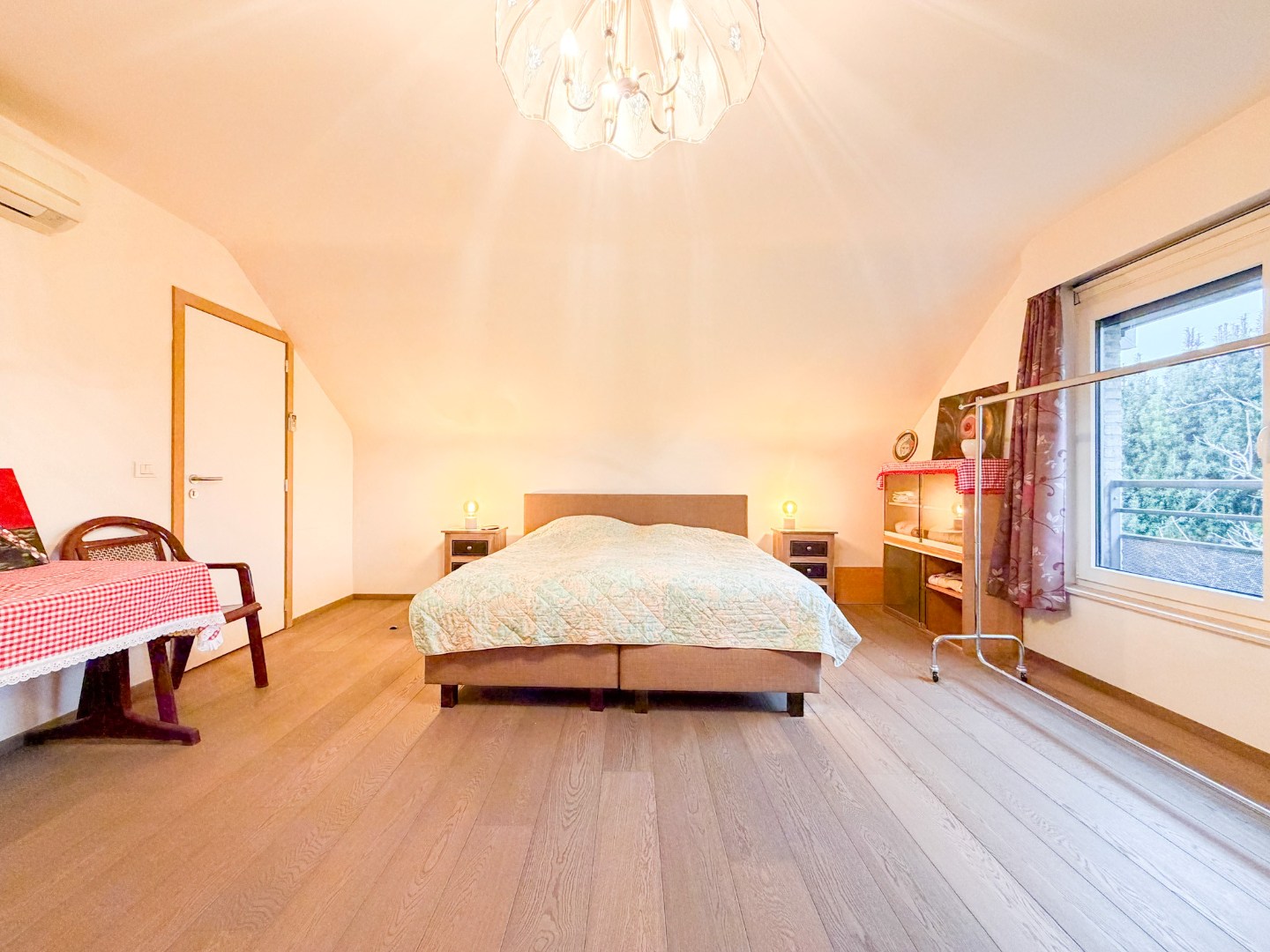 Villa hartje Torhout, topligging op een perceel van 2052 m²! 