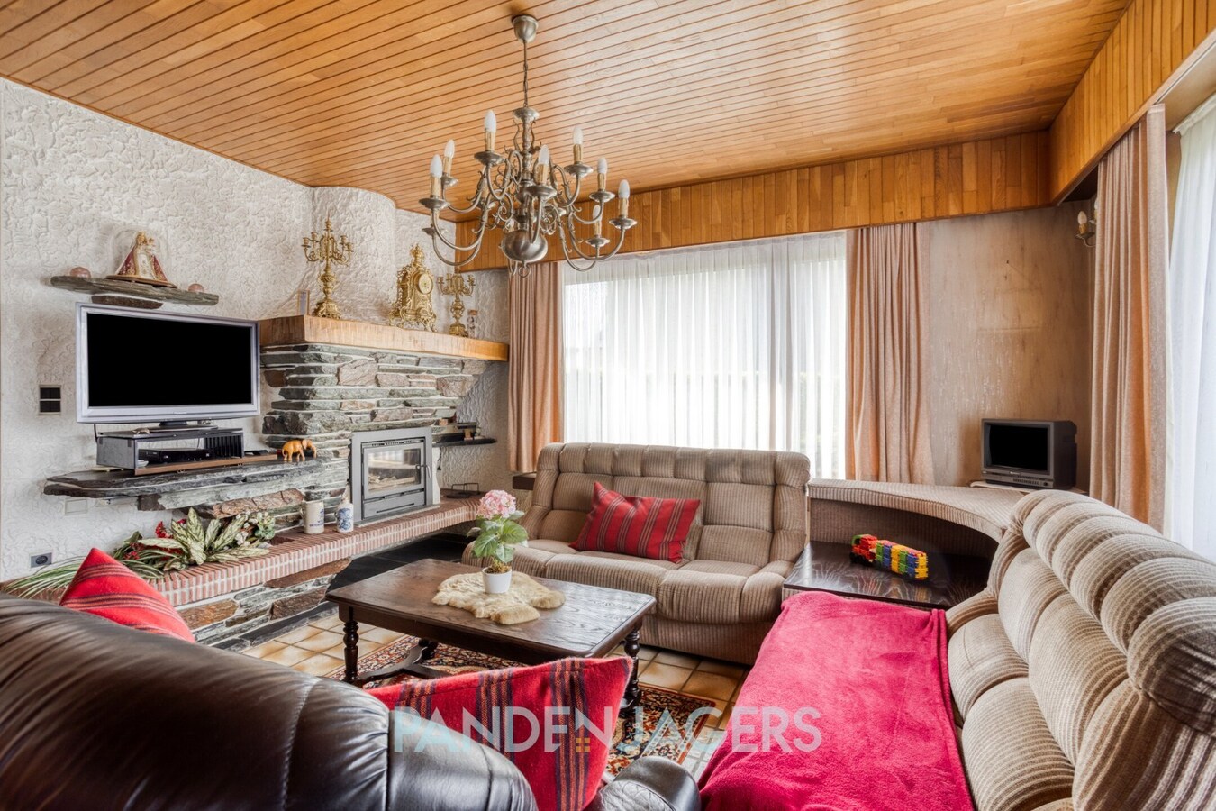 Te renoveren laagbouwwoning met grote zolder te Duffel 