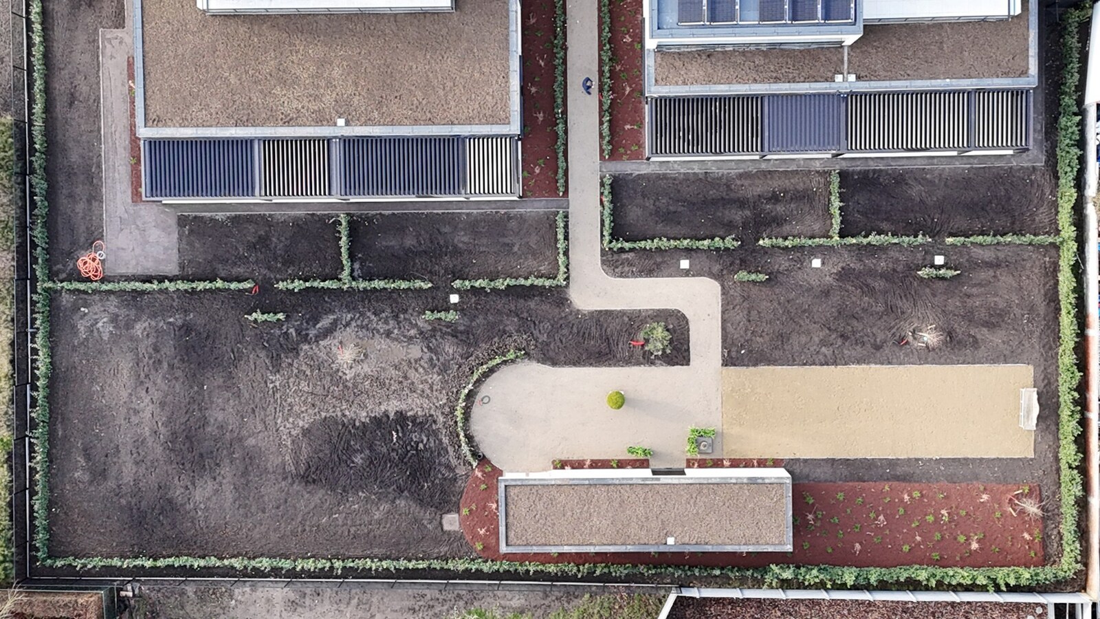 HOOGWAARDIG AFGEWERKT APPARTEMENT VAN 134M² MET 2 SLAAPKAMERS, RUIM TERRAS EN PARKEERPLAATS TE CENTRUM TUILT 