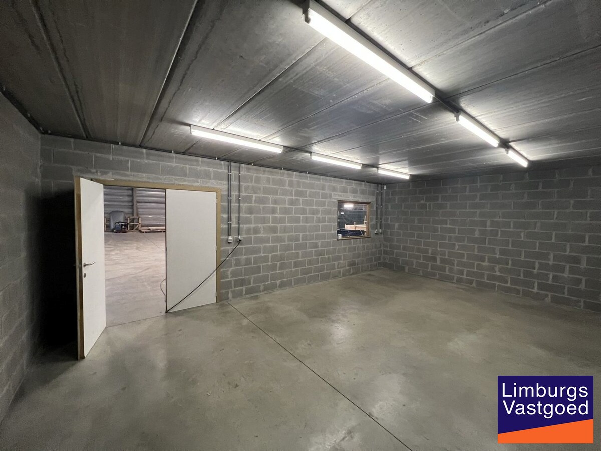 Magazijn, 450m², op industrieterrein Stadsheide, nabij Corda Campus 