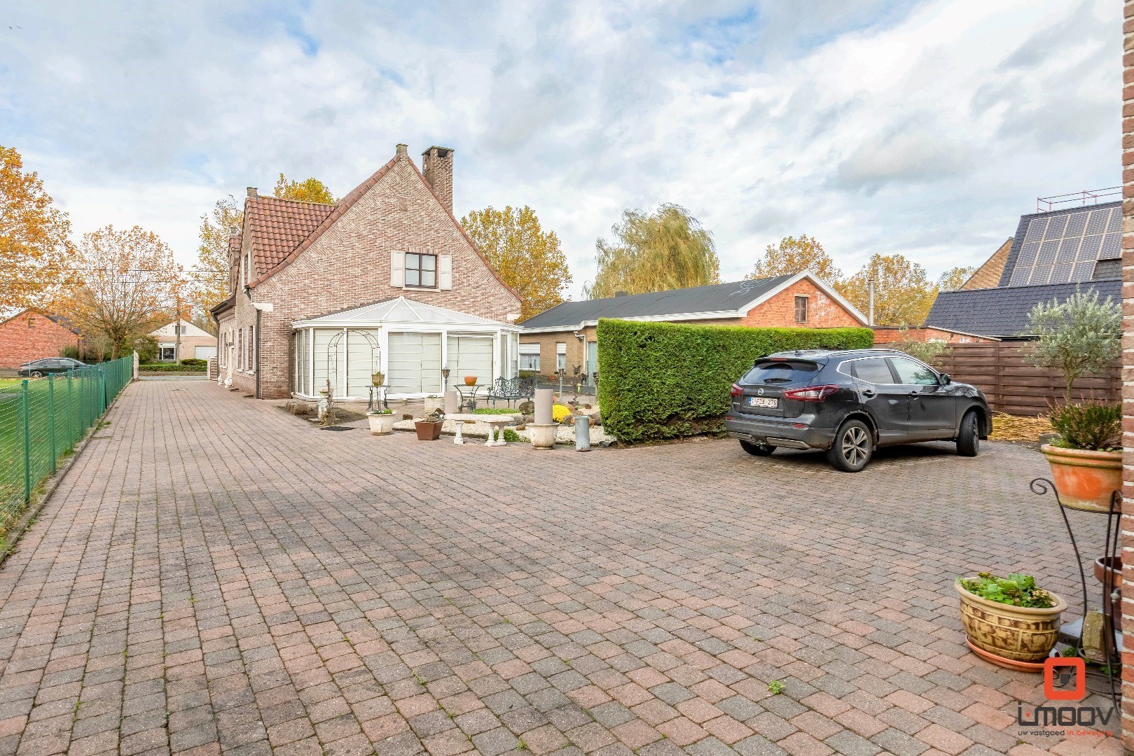 Open bebouwing met magazijn op een landelijke locatie! 