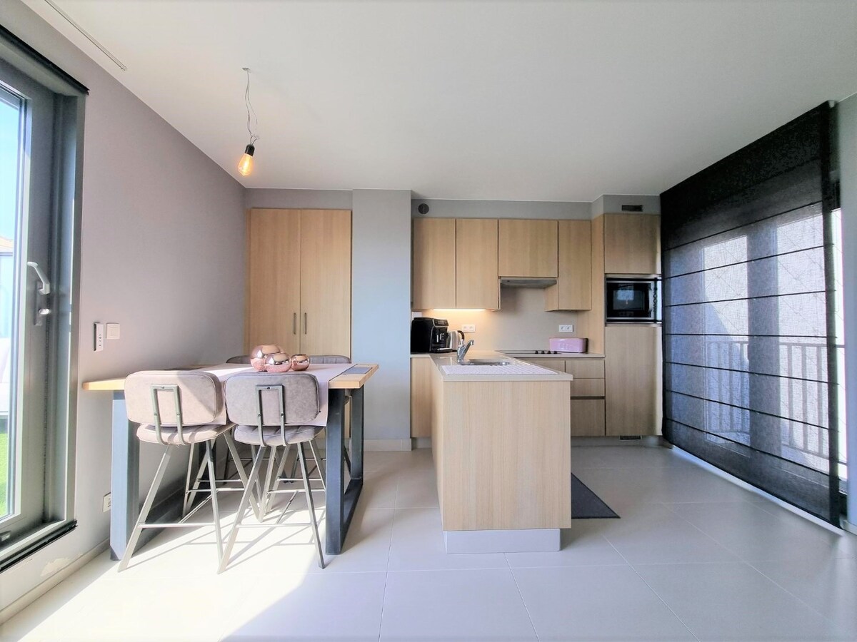 Prachtige penthouse met enorm terras (110m²!) en zeezicht - Zeebrugge 