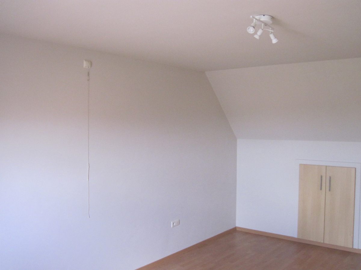 Lichtrijk appartement in centrum Asper.  GEEN VASTE KOSTEN ! 