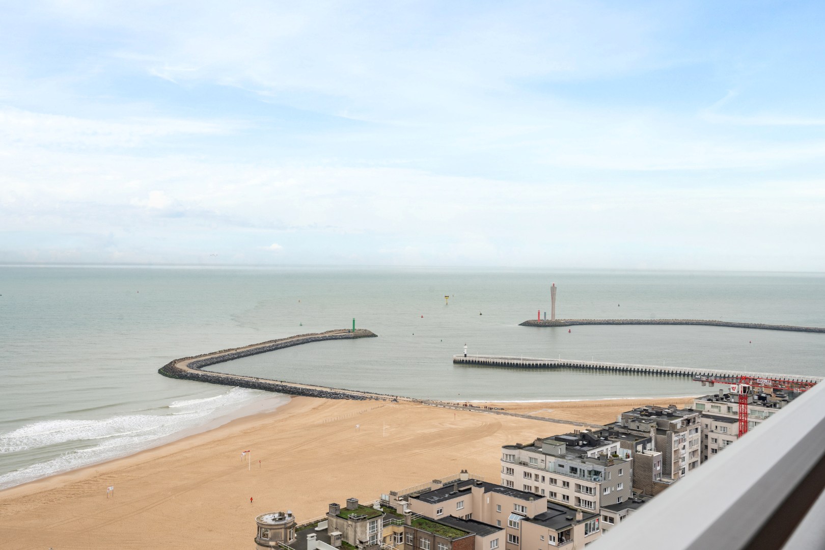 APP. 4 CHAMBRES DANS LE CENTRE AVEC VUE PANORAMIQUE SUR LA MER ET LA VILLE 