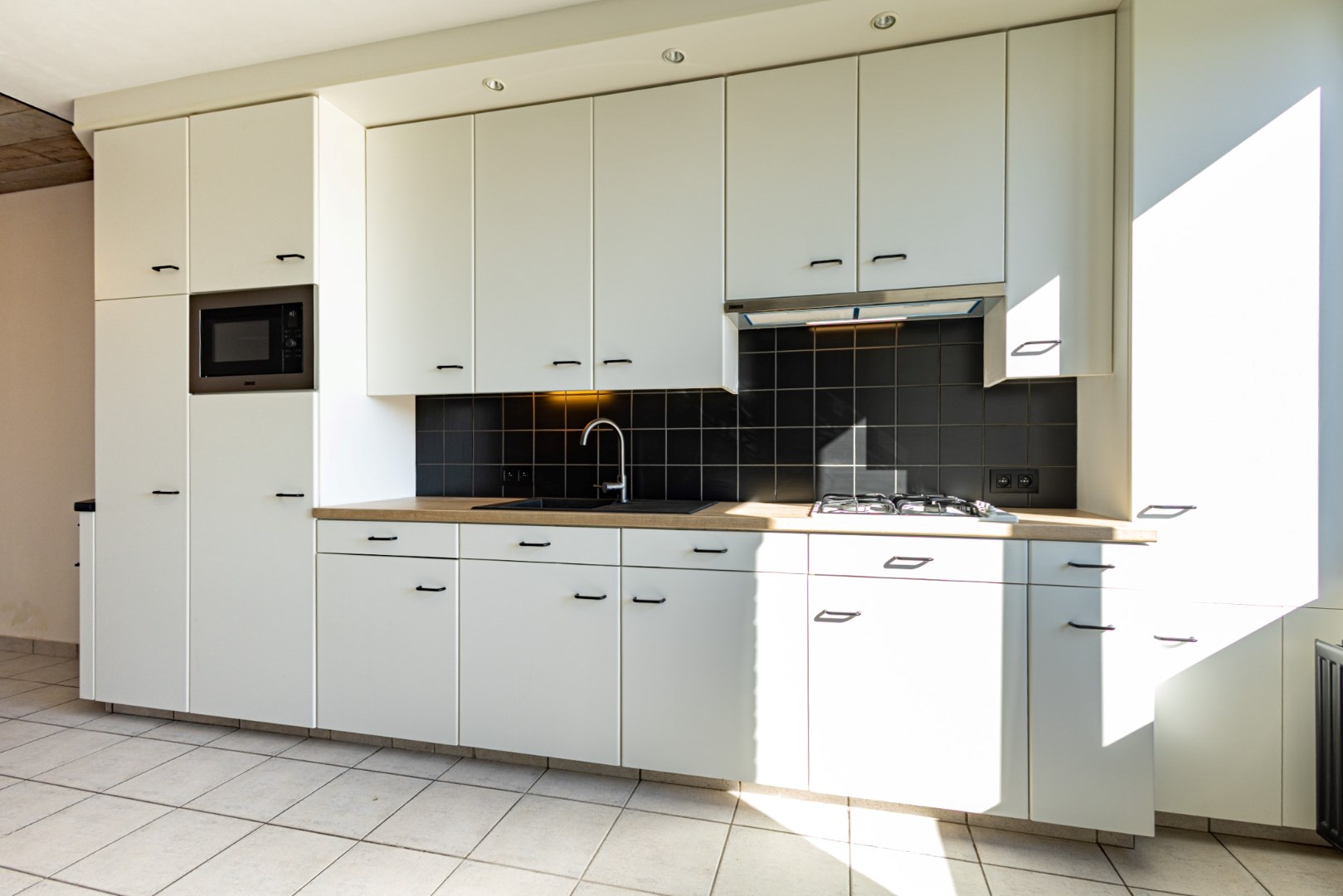 Instapklare woning op 598m² met 3 slpks en tuin te Eeklo 