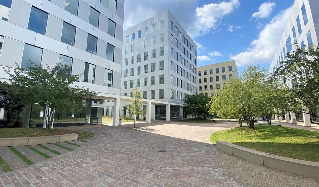 Duurzame kantoren te huur in Post X langs de Ring in Berchem