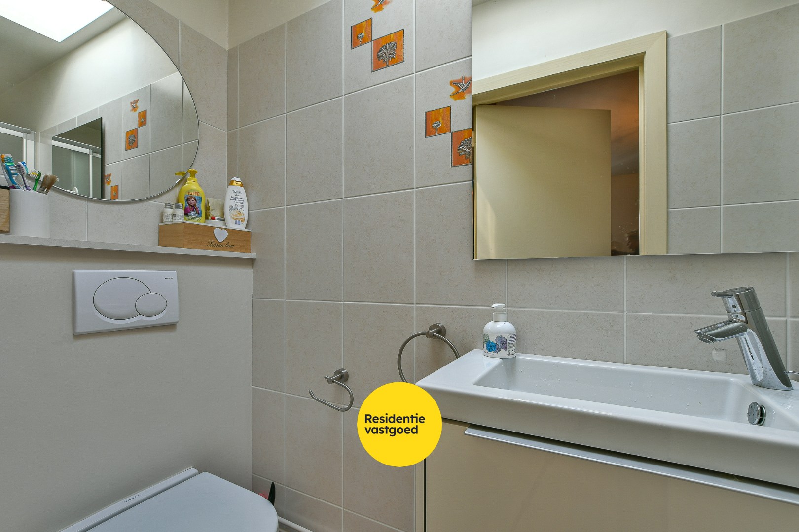 Exclusieve hoekwoning met zeezicht op topligging in de Concessie van De Haan, op 20 m van de zeedijk! 