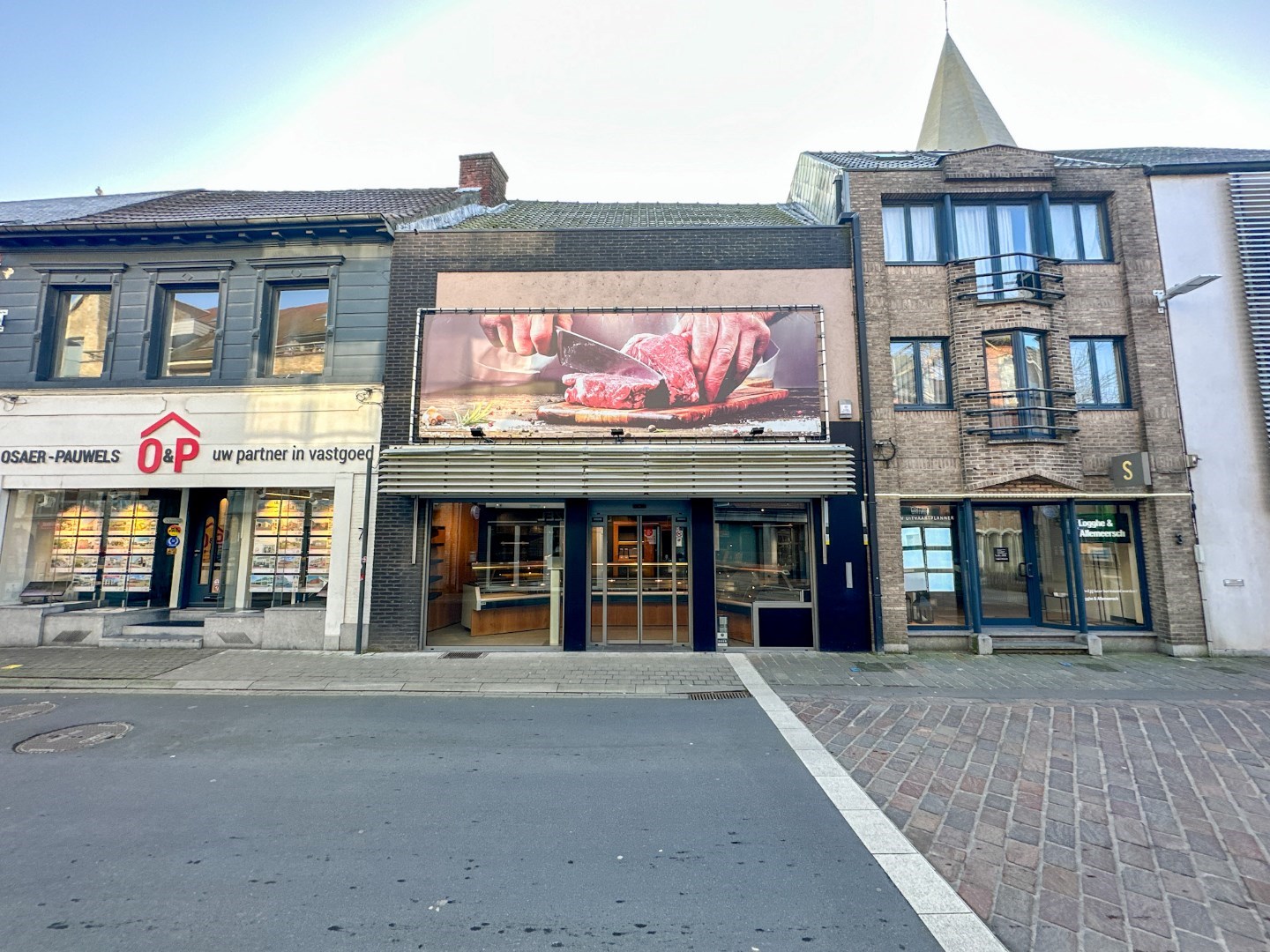 Handelpand met winkel, atelier en woonst, commerciële ligging, Torhout 