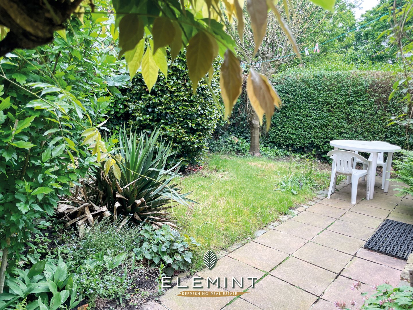 Halfopen woning in leuke groene wijk te Sint-Amandsberg 