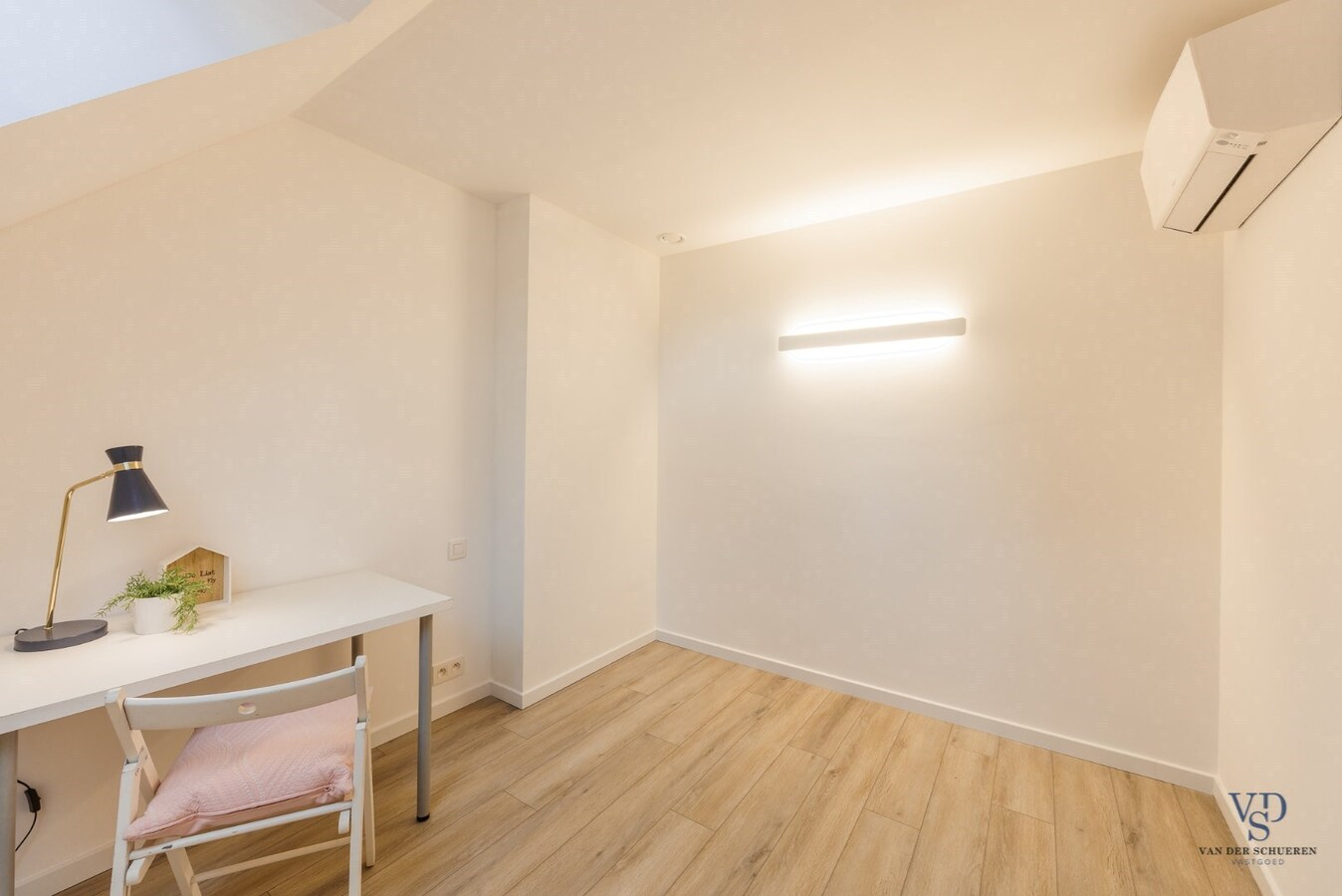 Gerenoveerde woning in Kluisbergen. 