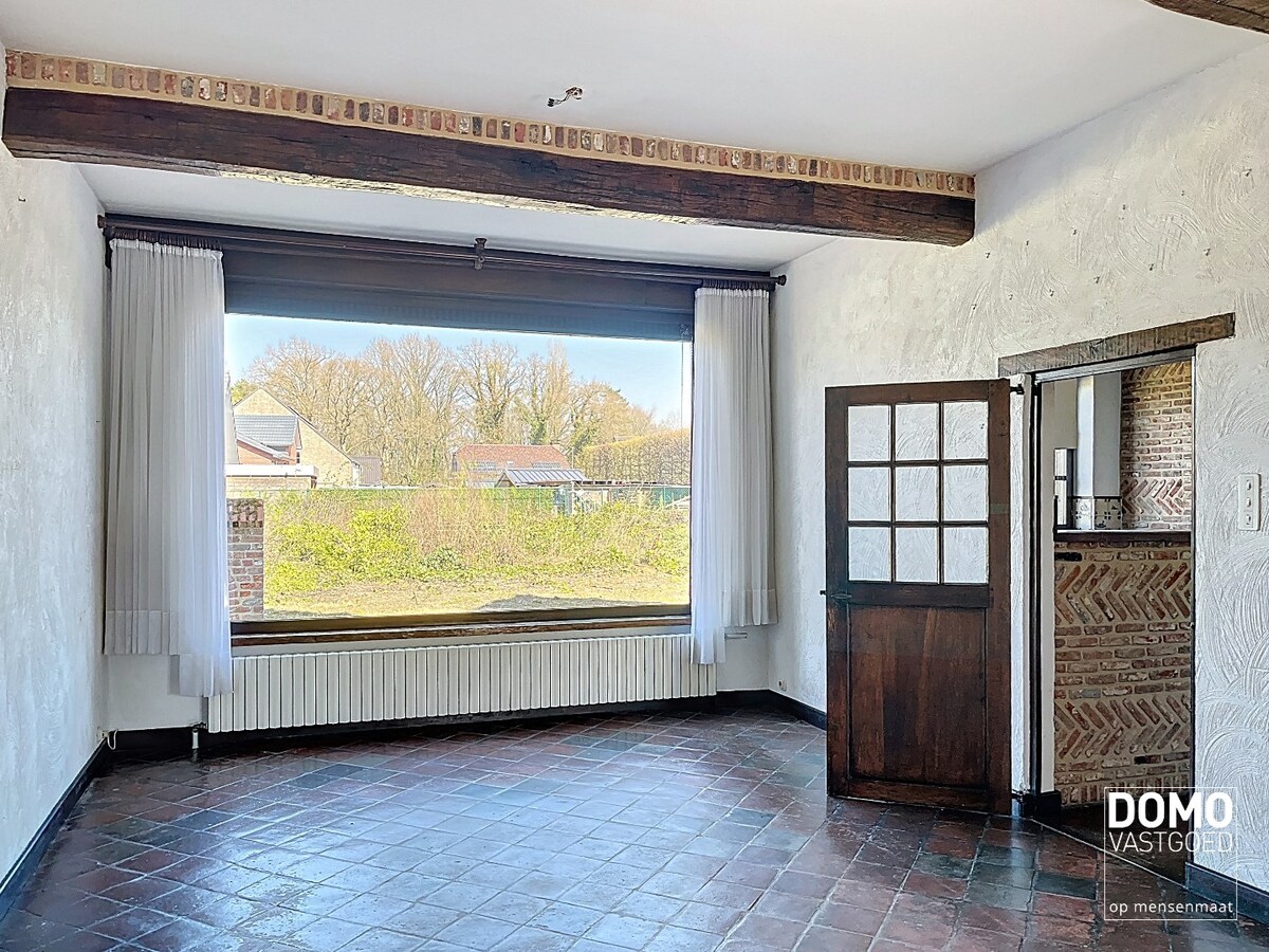 RUIME WONING MET 4 SLAAPKAMERS OP RUSTIGE LOCATIE IN DORNE (MAASEIK) 