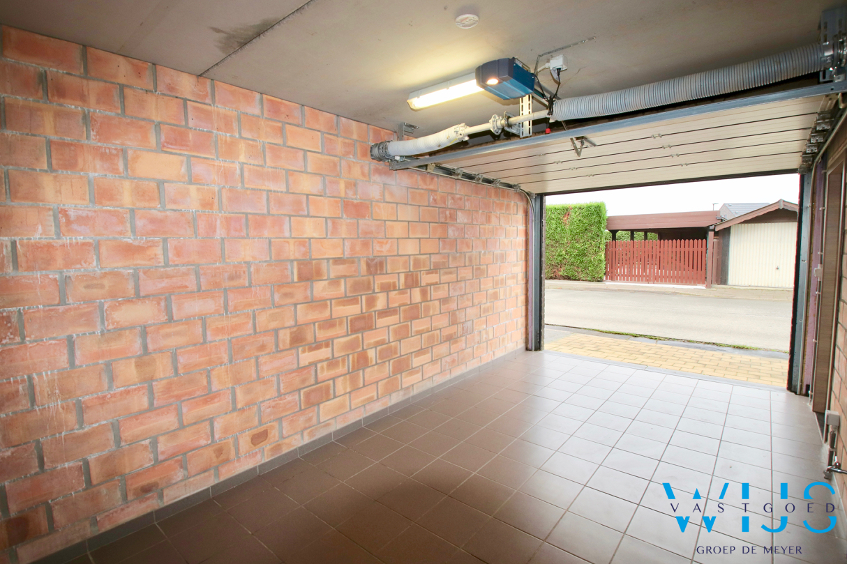 Instapklare bel-étage met 3 slaapkamers te ASSENEDE ! 