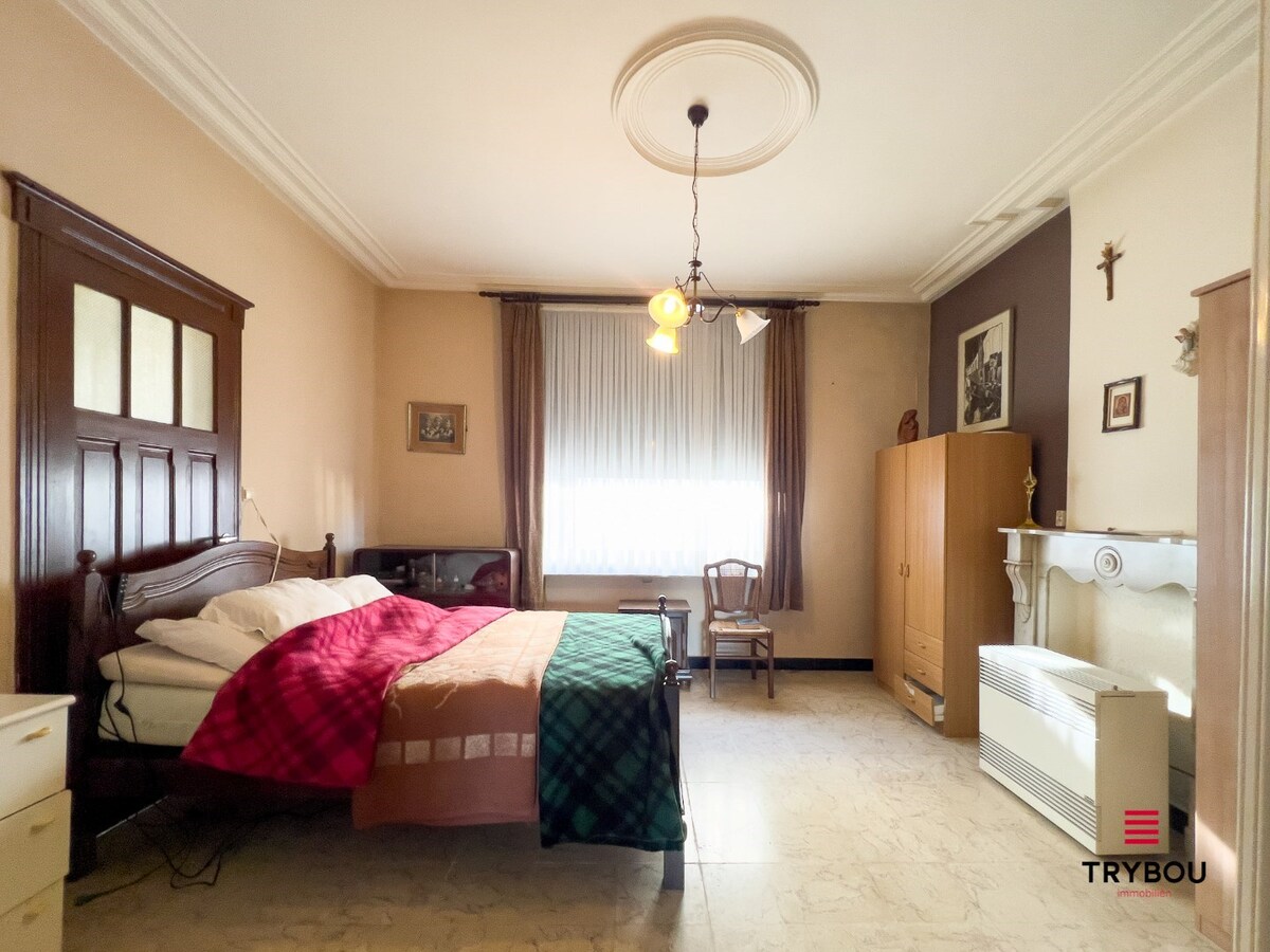 Centraal gelegen halfopen bebouwing 