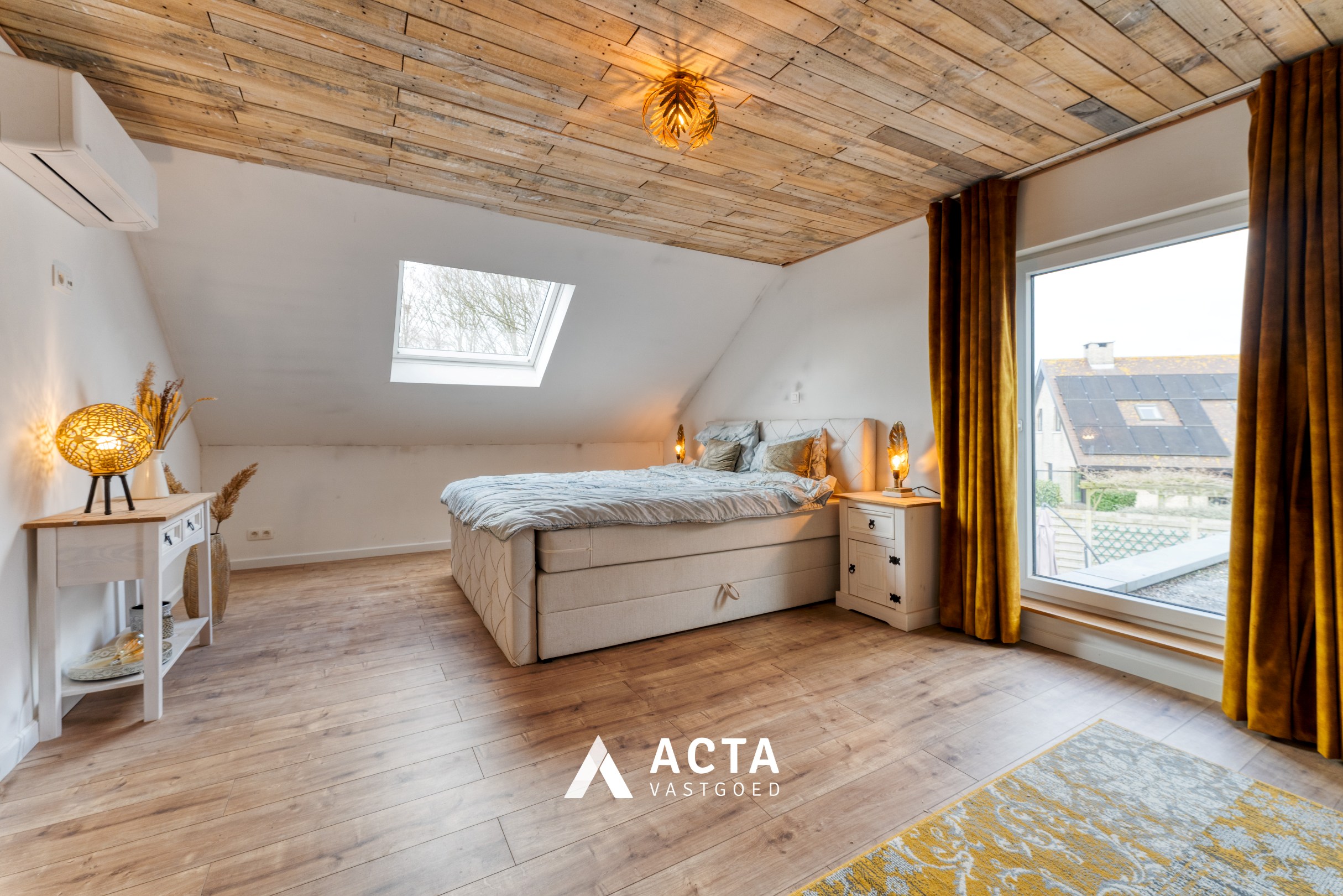 Gerenoveerde villa met vier slaapkamers in de Vicognewijk! 