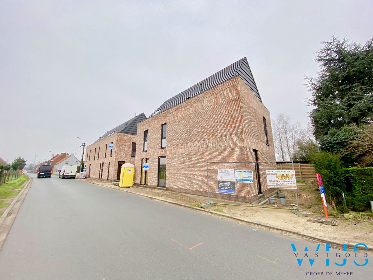 ULTRA ruime nieuwbouwwoning met 5 slaapkamers, 2 badkamers te RIEME/ERTVELDE  ! 