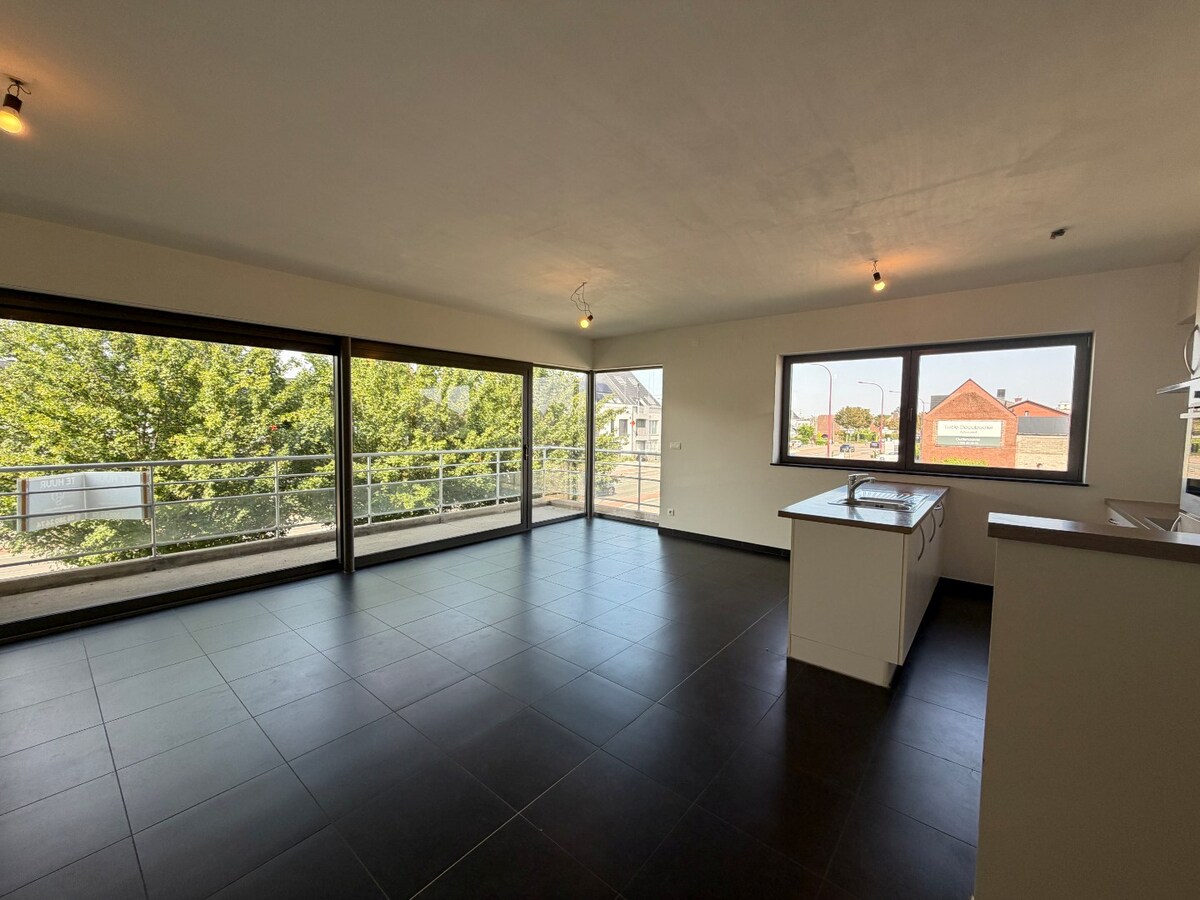 2 slpk-appartement nabij allerhande voorzieningen. 