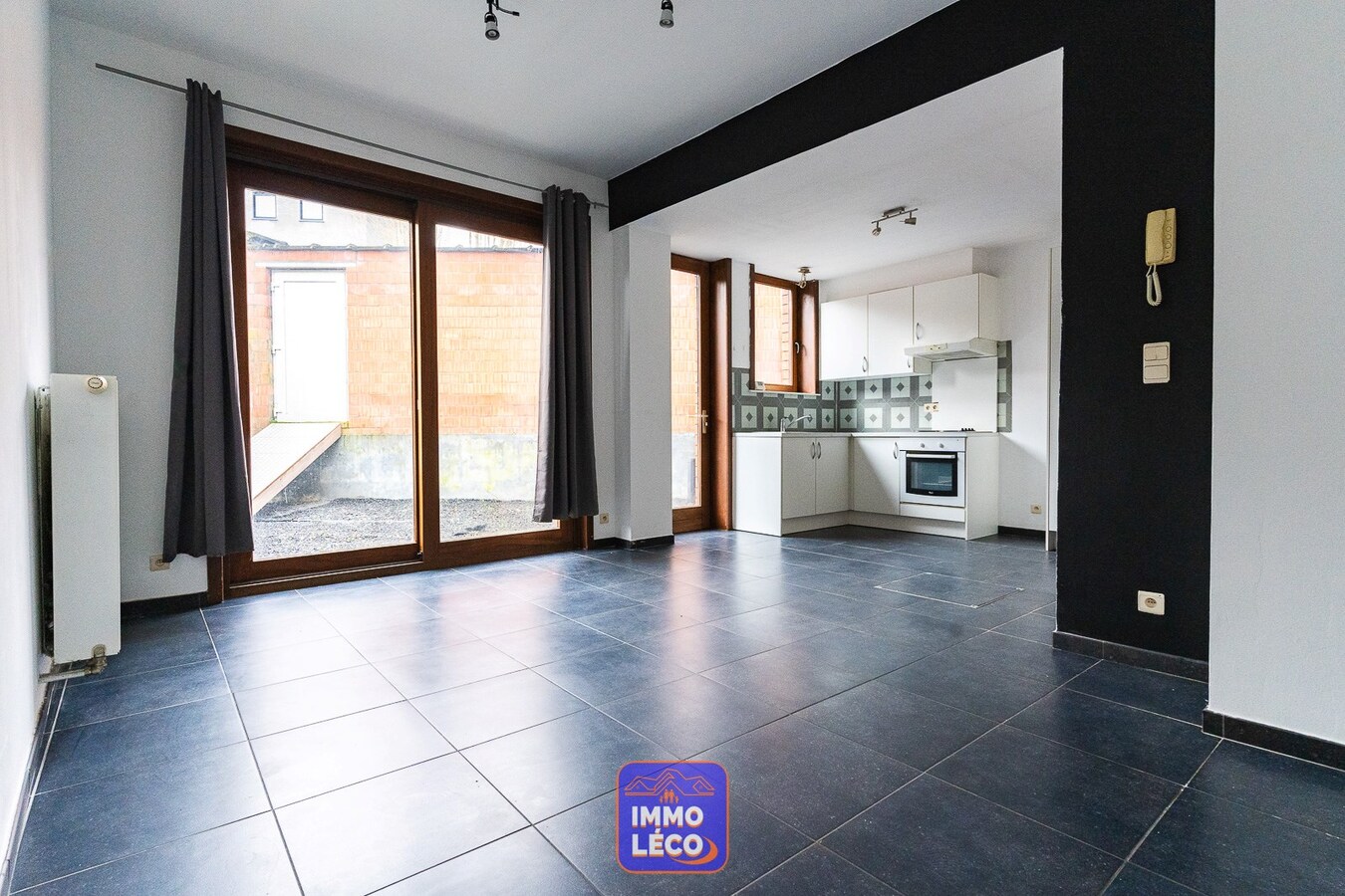 Immeuble composé de 5 appartements ! Rendement min 7,5% de rentabilité net ! 