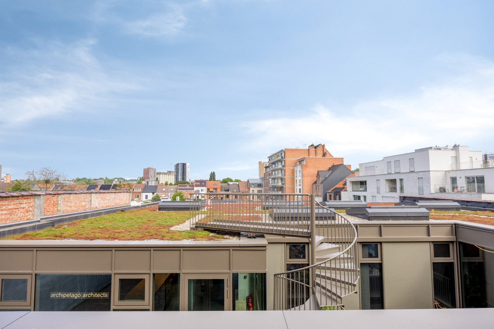 Nieuwbouw studio met 15,1m2 terras in hartje Leuven met kelderberging en parkeermogelijkheden! 6% BTW mogelijk! 