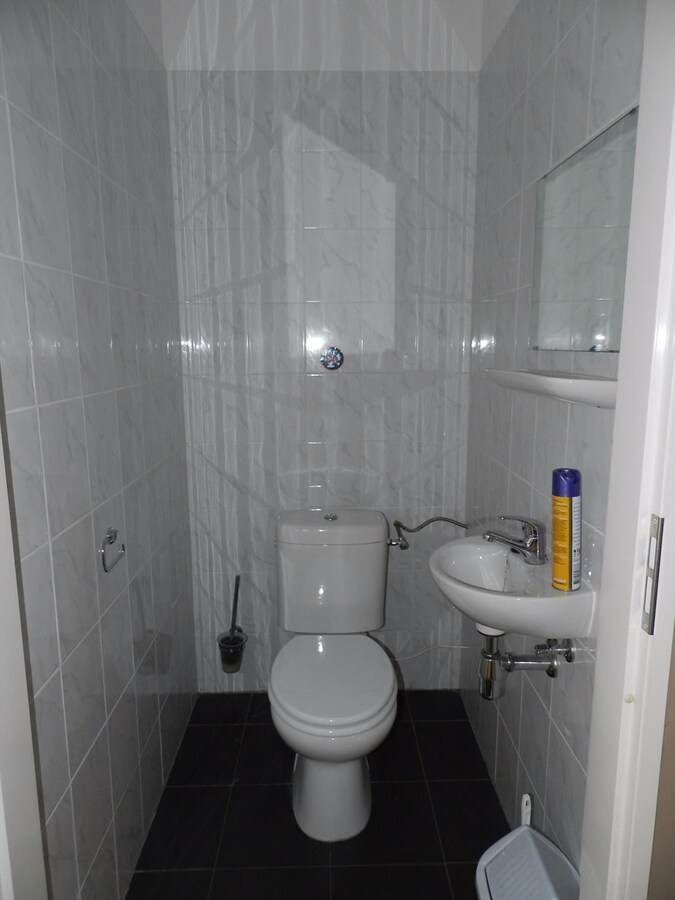 Zeer fraai winkelpand te koop in het prestigieuze Marktstaete complex in het centrum van Bladel (NB). 