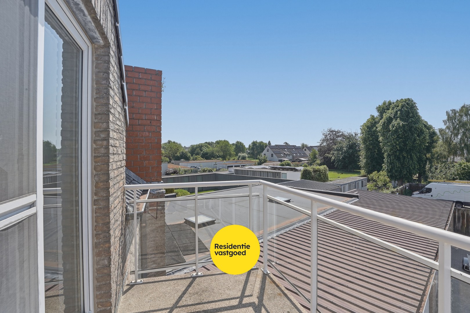 Instapklaar appartement met 2 slaapkamers te Eernegem 