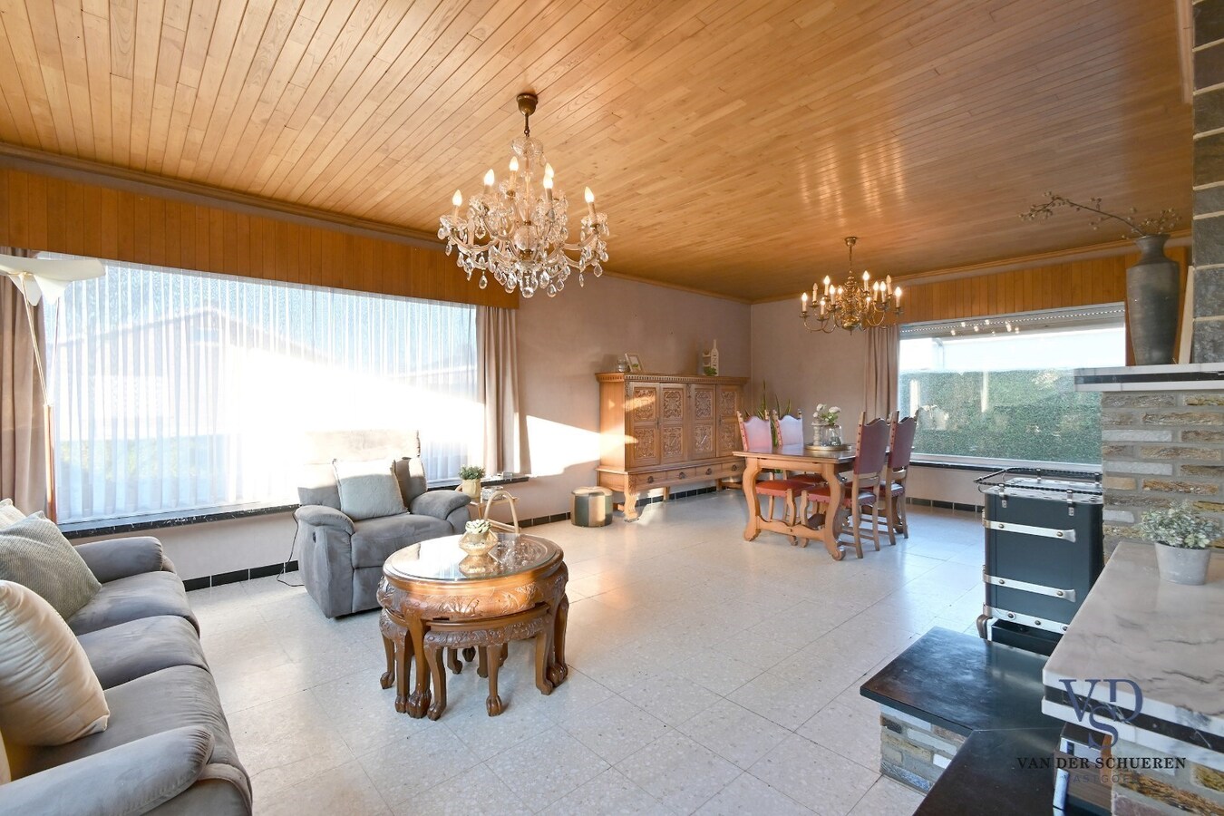 Degelijke bungalowwoning gelegen in een rustige verkaveling 