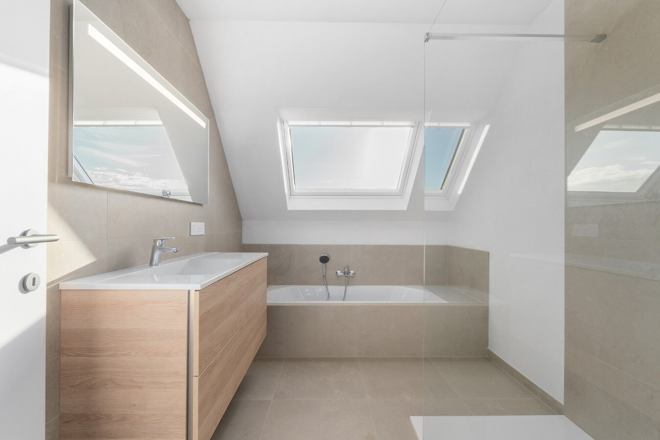 Moderne nieuwbouwwoning met uitzonderlijk wooncomfort te Koekelare (De Mokker) 