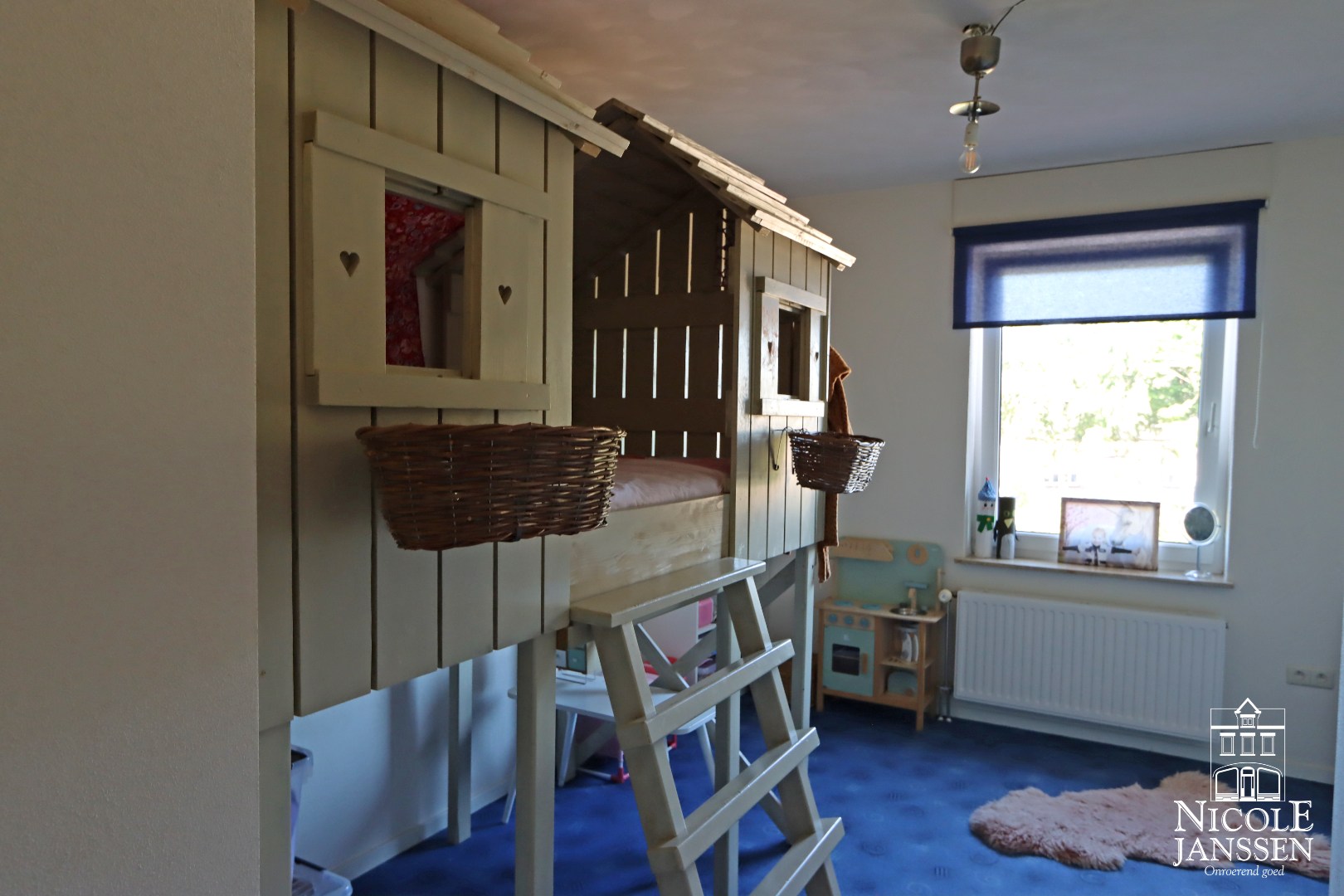 Maar de leefruimte kan ook omgevormd worden tot meerdere kamers 