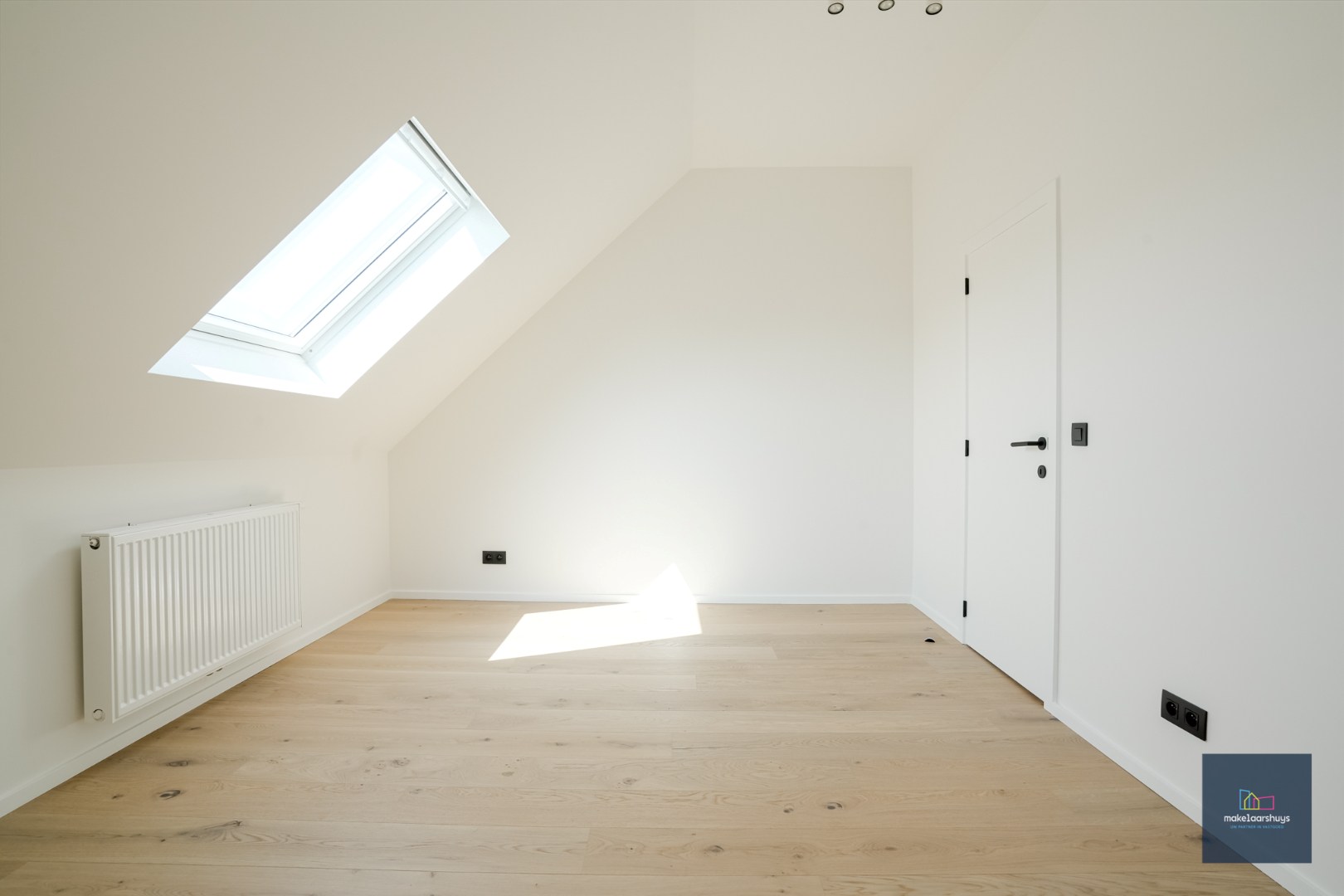 Stijlvol gerenoveerd duplex 3 slaapkamerappartement  met terras 
