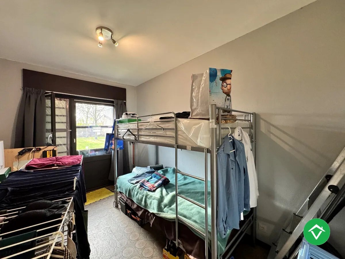 Appartement met 2 slaapkamers en garage in centrum Koekelare 