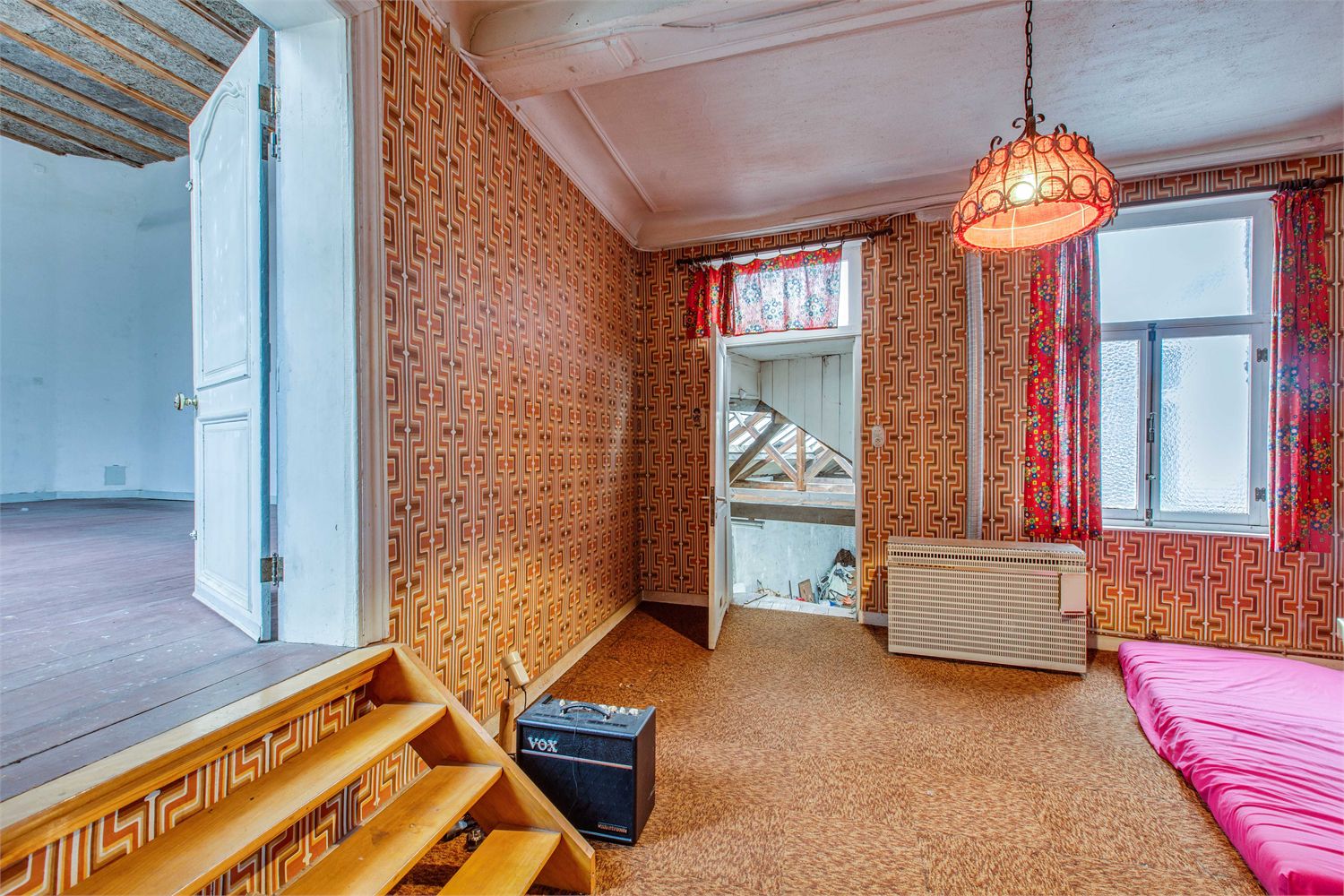 Prachtige voormalige dokterspraktijk, idylisch gelegen 