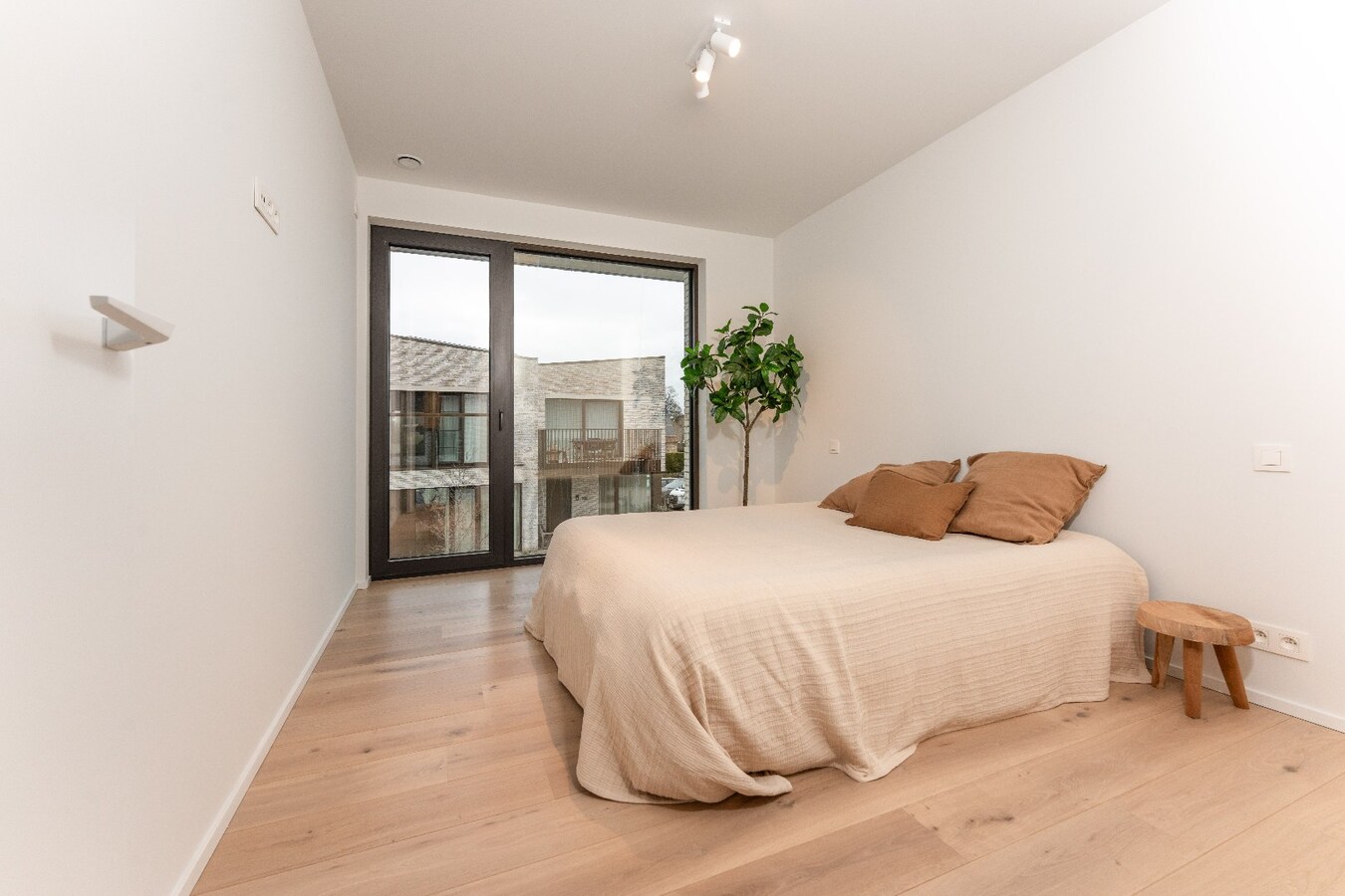 Exclusieve nieuwbouwwoning in autovrije verkaveling nabij het centrum van Knokke-Heist 