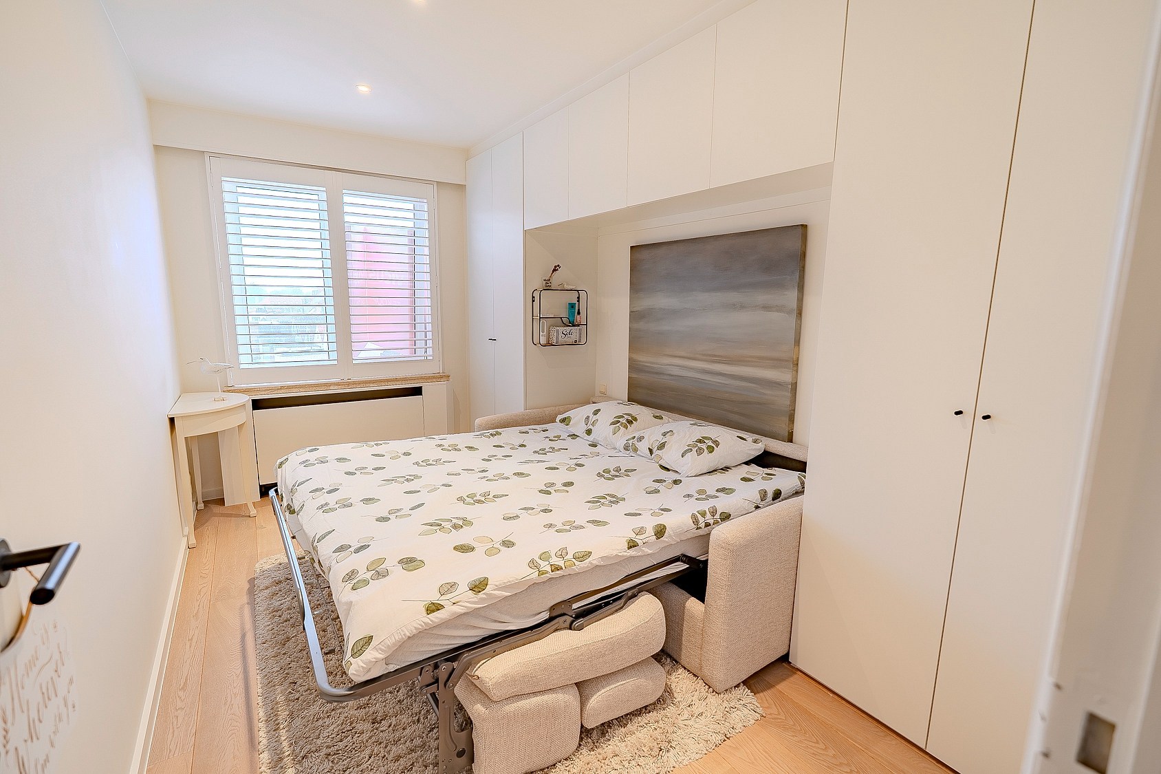 Ruim en volledig instapklaar appartement met 2 slaapkamers op de Lippenslaan 