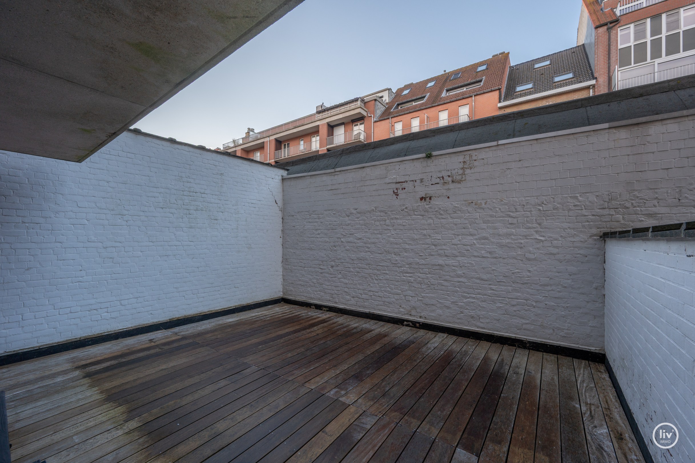 Appartement confortable avec deux chambres et possibilité de stationnement devant l'appartement. 