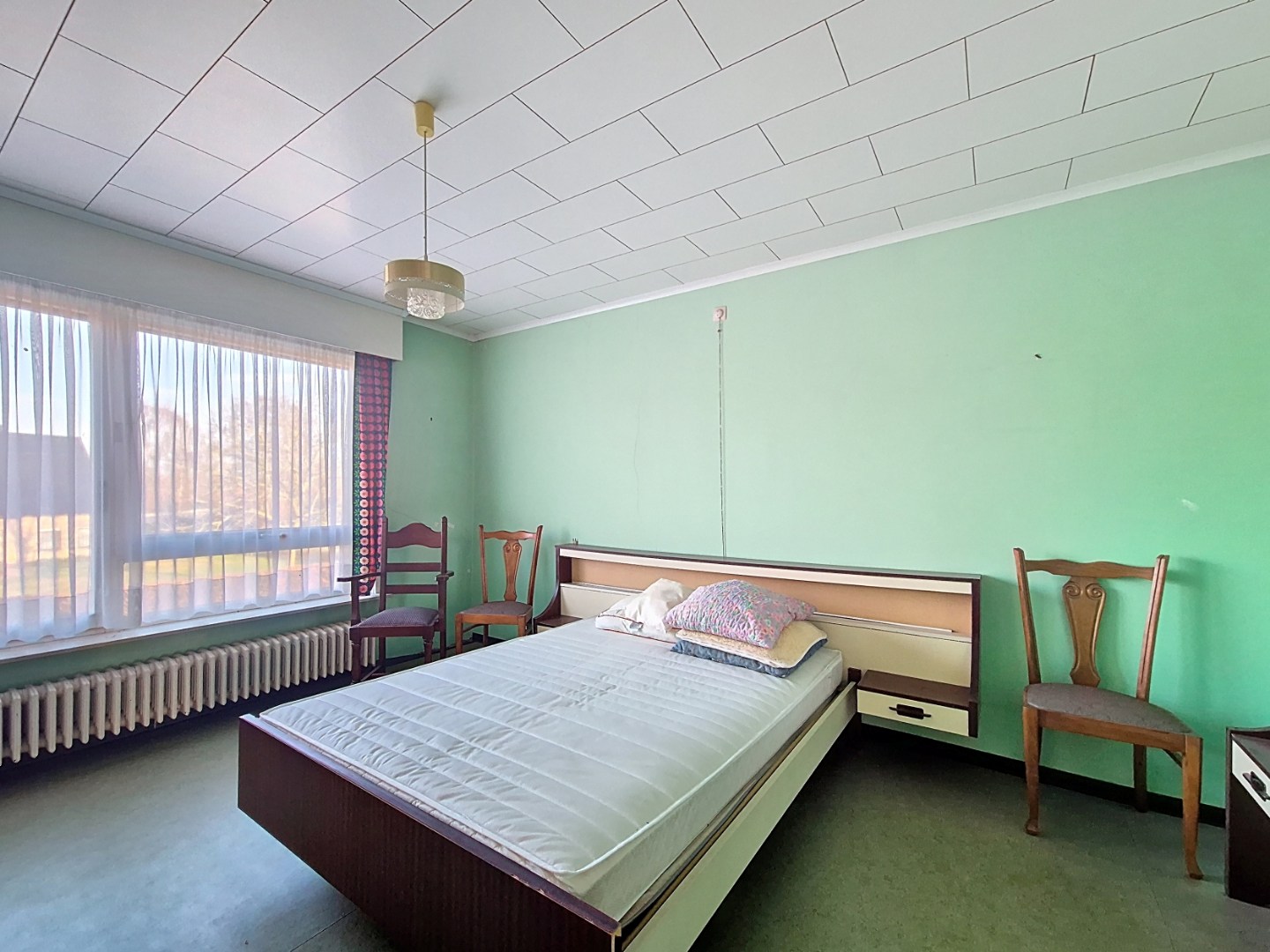 Halfopen woning met 4 slpk 