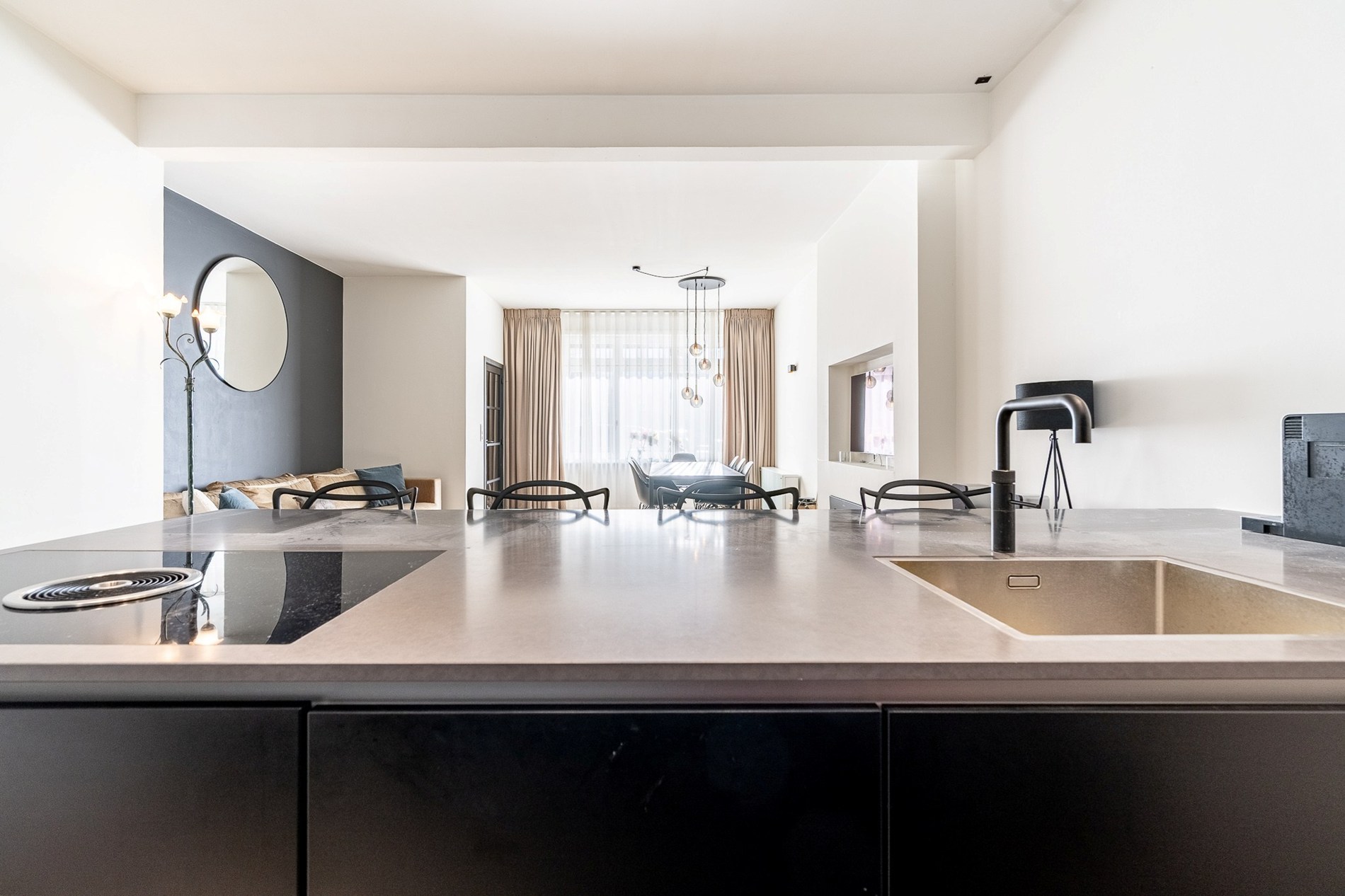 Appartement de plain-pied prêt à emménager dans un emplacement central à Knokke. 