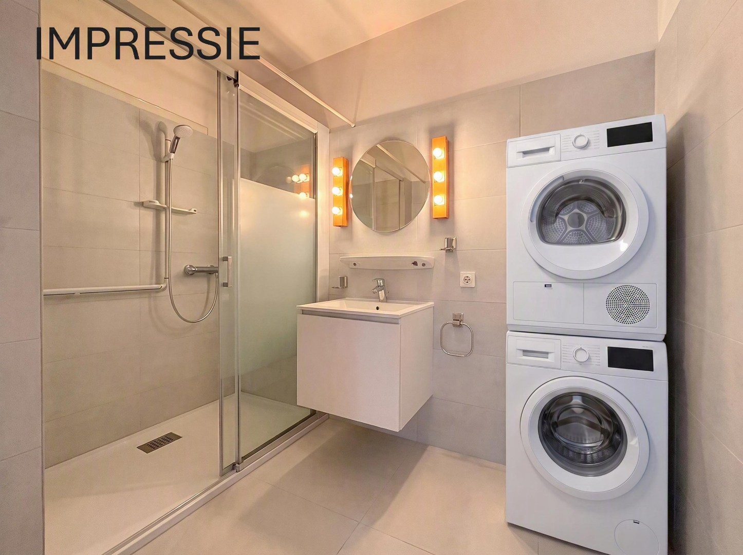 Fantastisch appartement op de 10de verdieping met adembenemend uitzicht en westgericht terras 