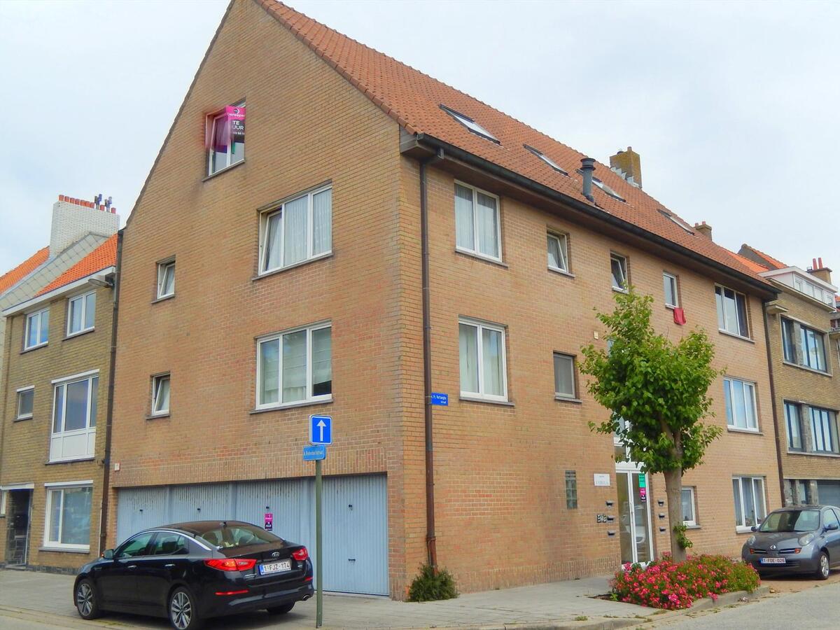 Garagebox dichtbij het ziekenhuis van Blankenberge 