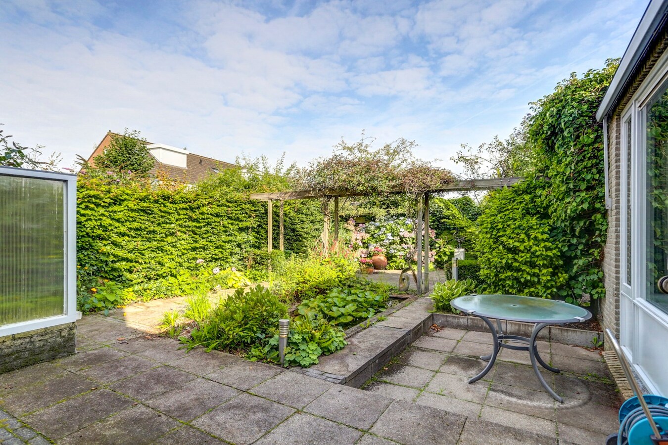 Vrijstaande semi-bungalow 