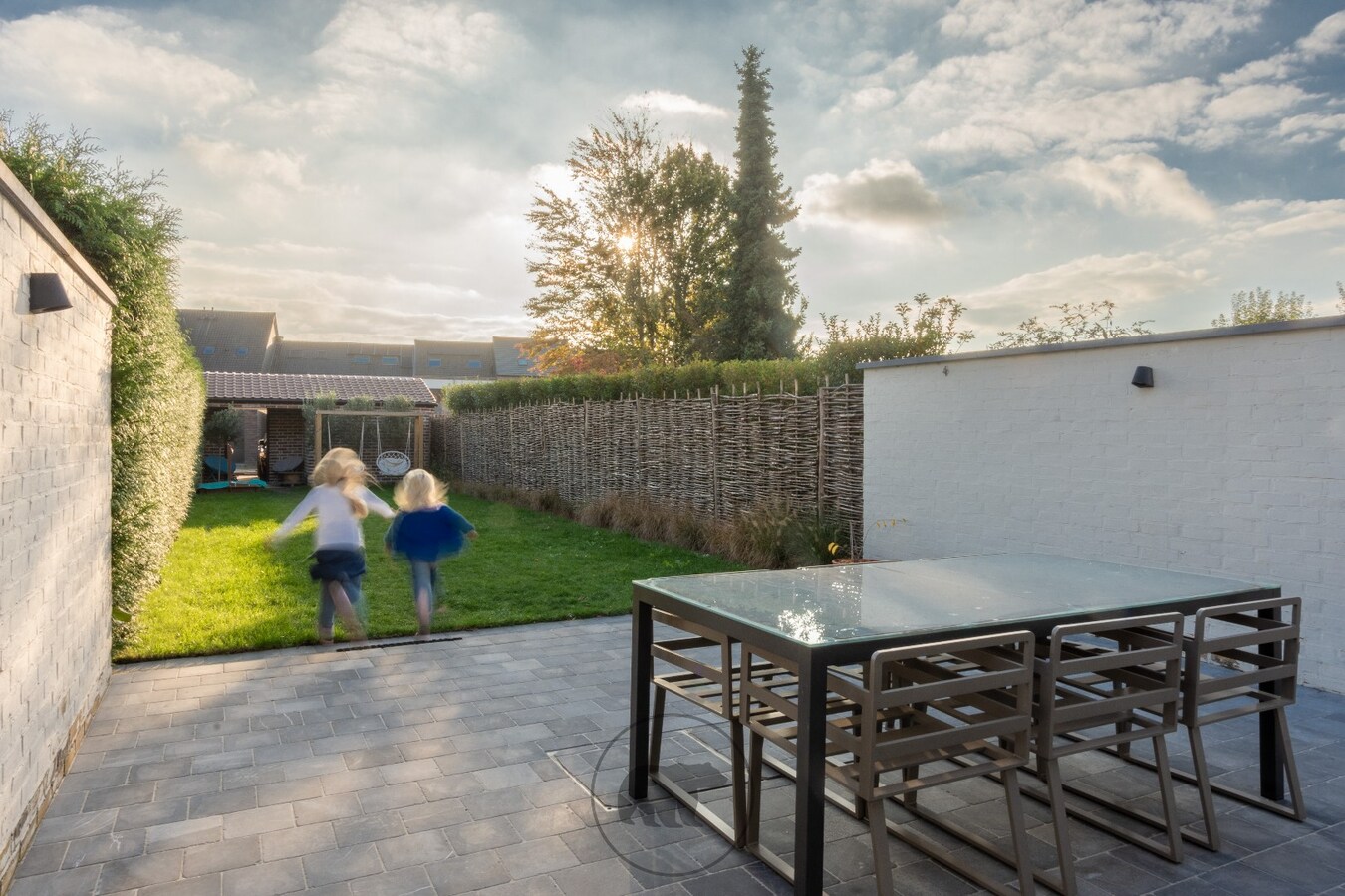 Instapklare en voortreffelijke gezinswoning met dubbele garage 