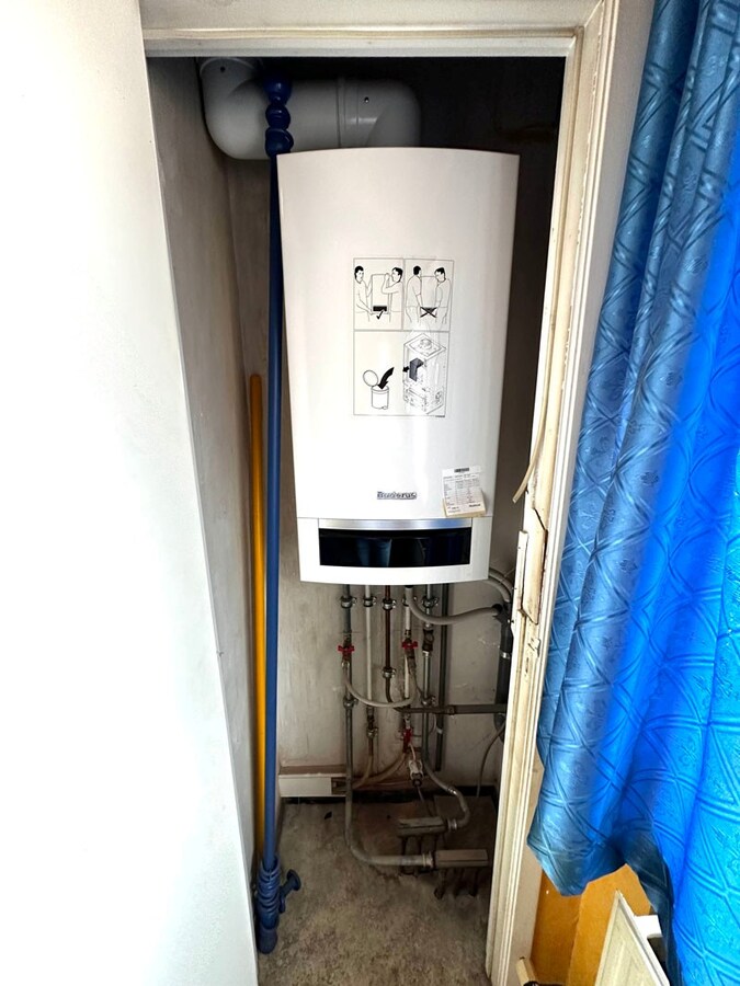Appartement op de eerste verdieping in het centrum van Paal 